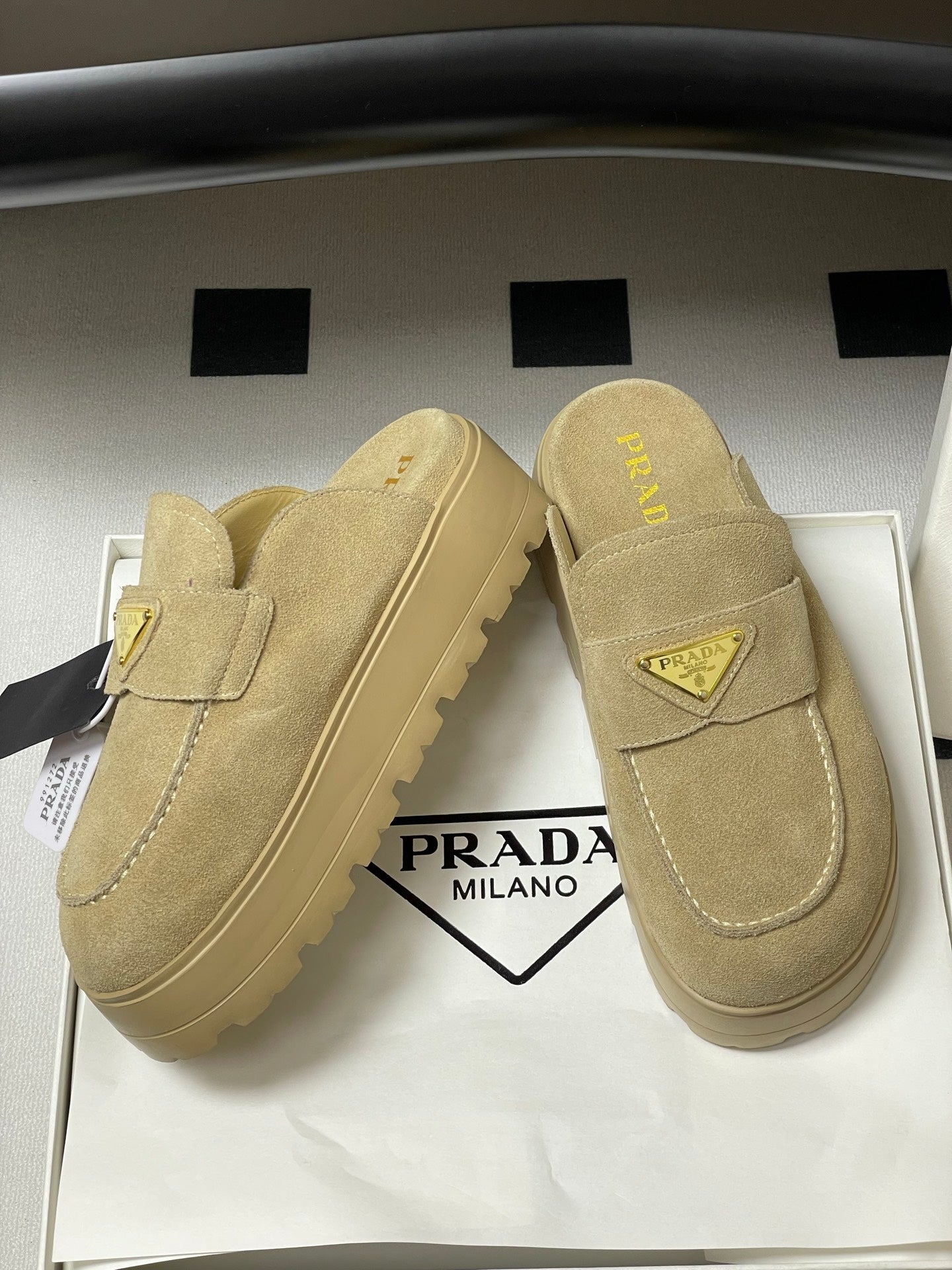 LuxluxHouse Best Quality Women Shoes Prada