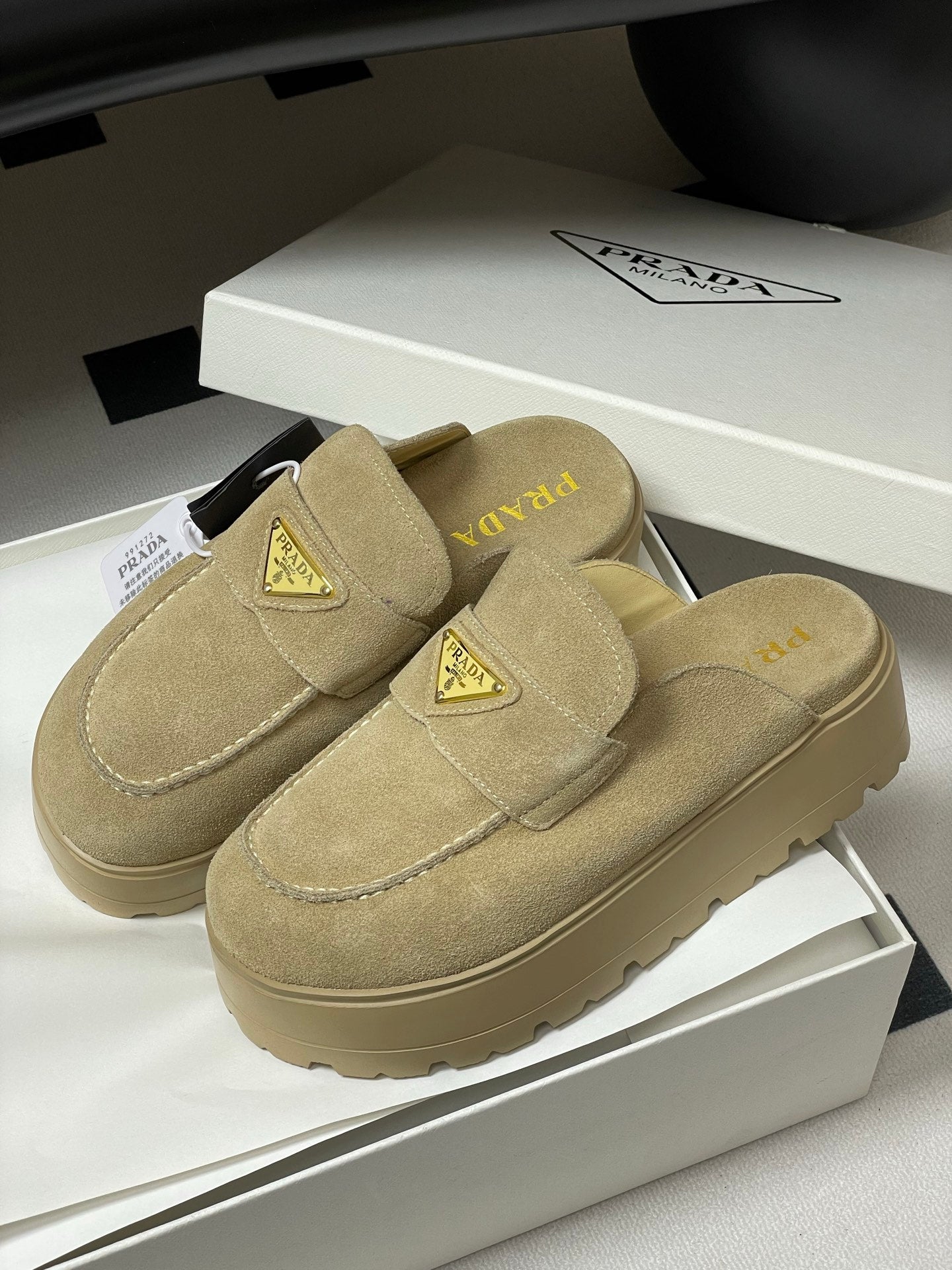 LuxluxHouse Best Quality Women Shoes Prada