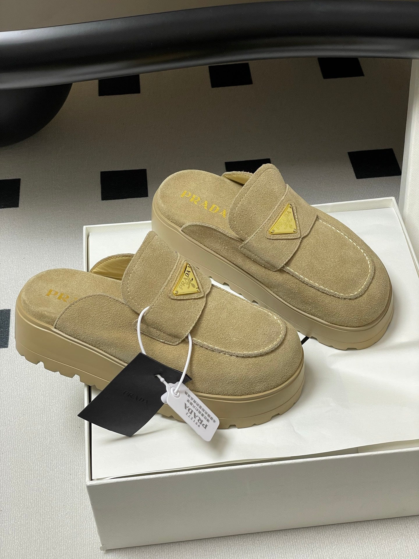 LuxluxHouse Best Quality Women Shoes Prada