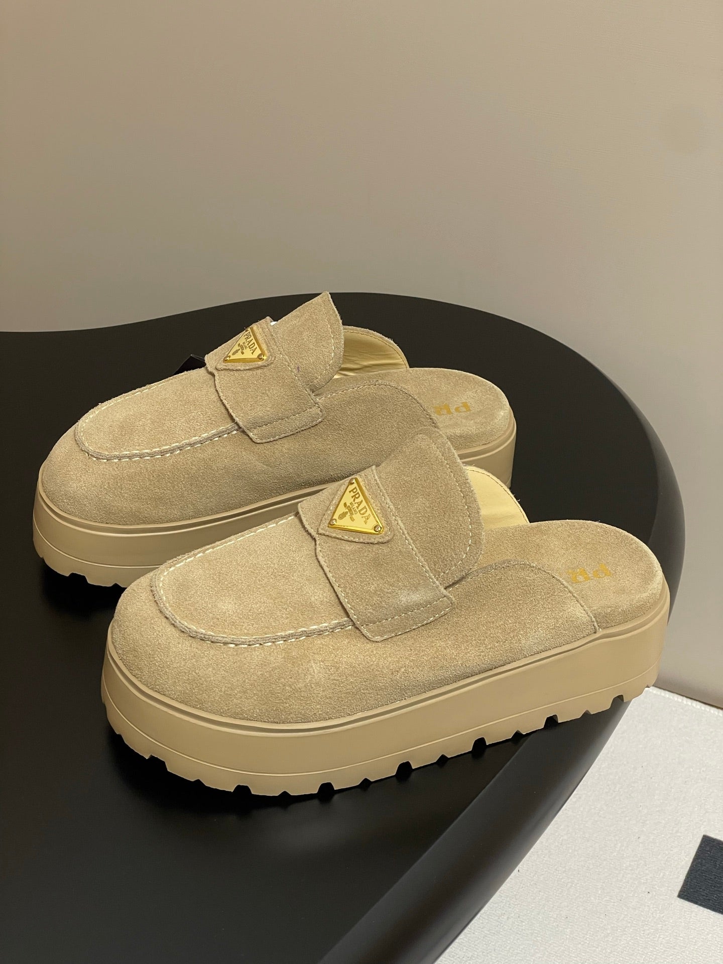 LuxluxHouse Best Quality Women Shoes Prada