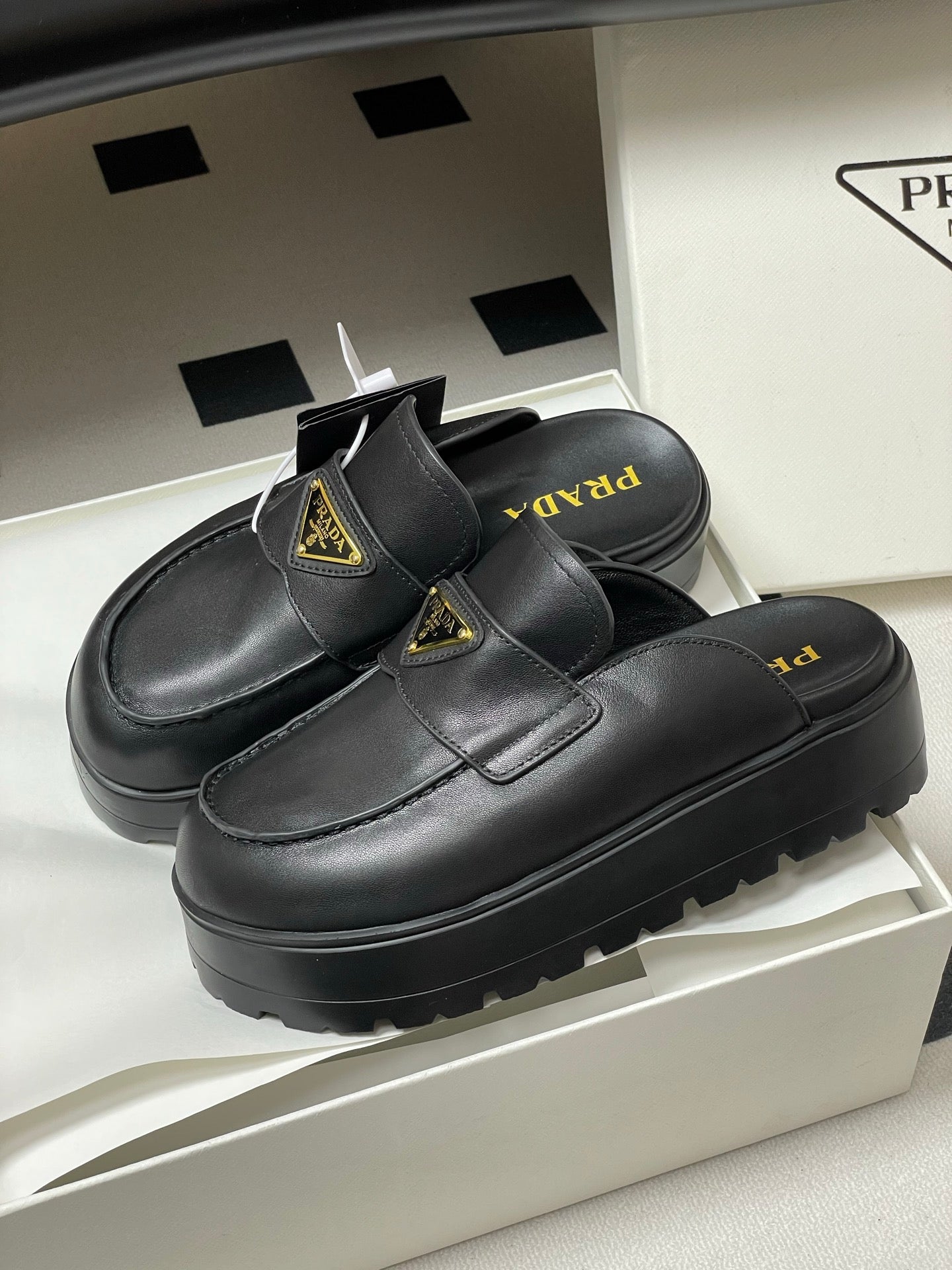LuxluxHouse Best Quality Women Shoes Prada