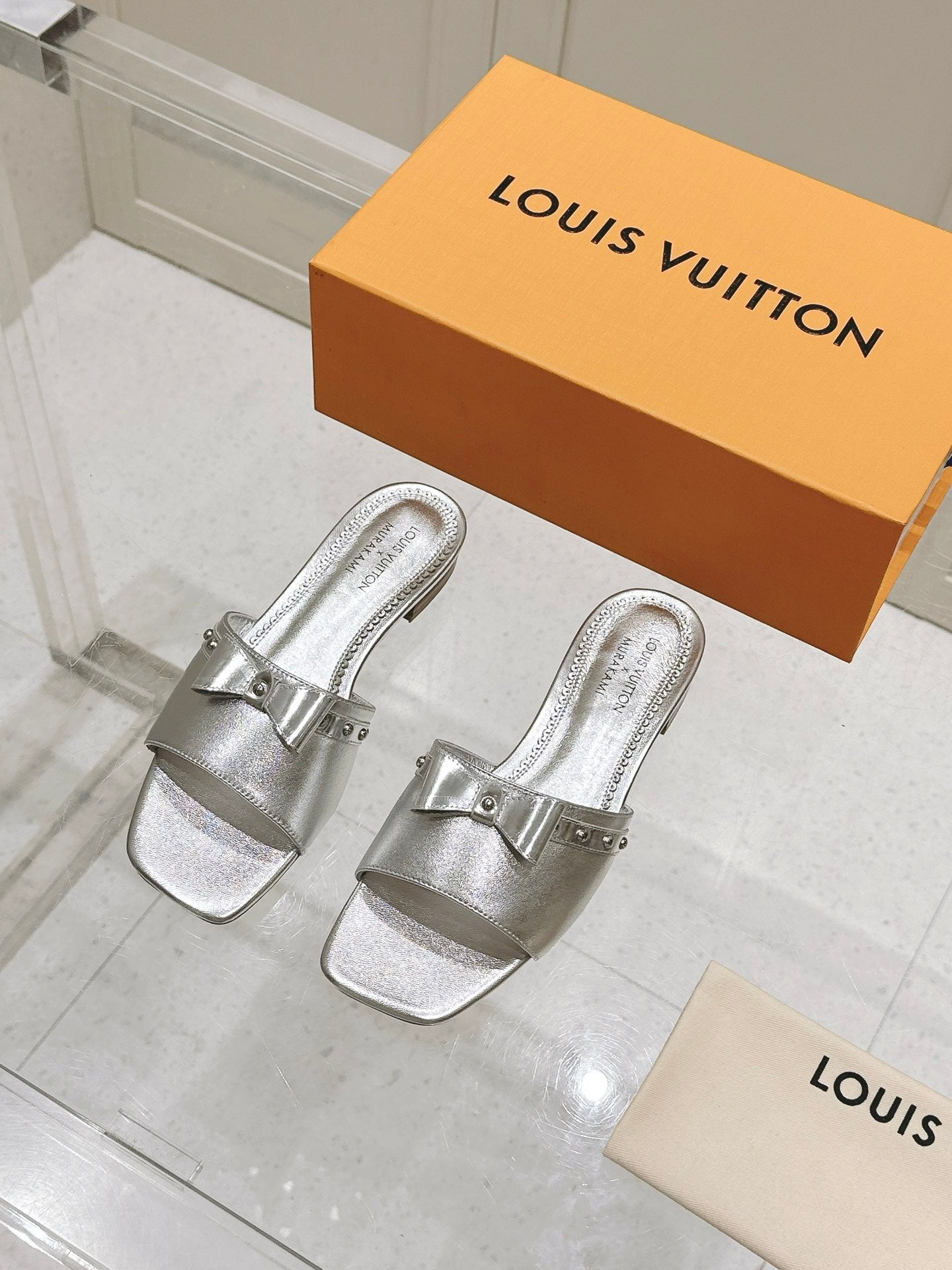 LuxluxHouse Best Quality Women Shoes Louis Vuitton