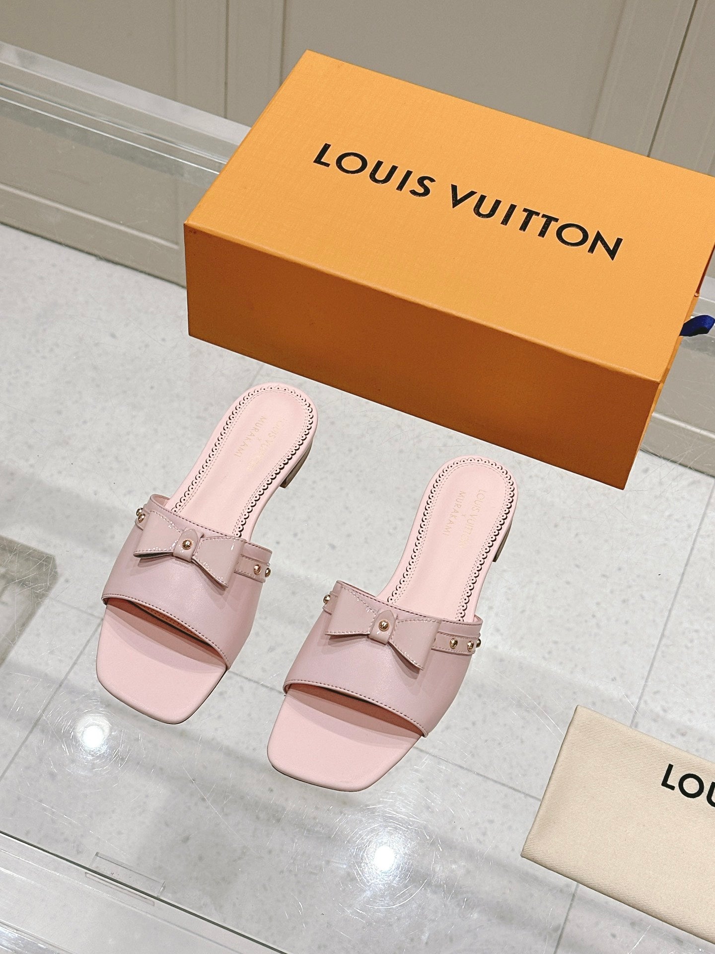 LuxluxHouse Best Quality Women Shoes Louis Vuitton