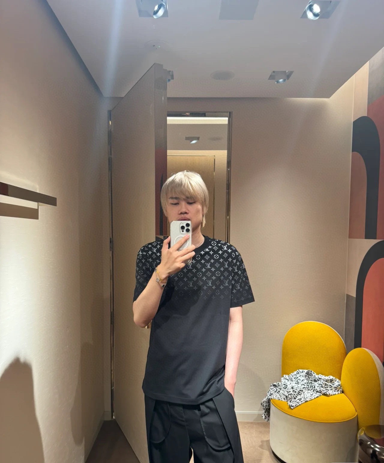 LuxluxHouse Best Quality Clothes T-shirt Louis Vuitton
