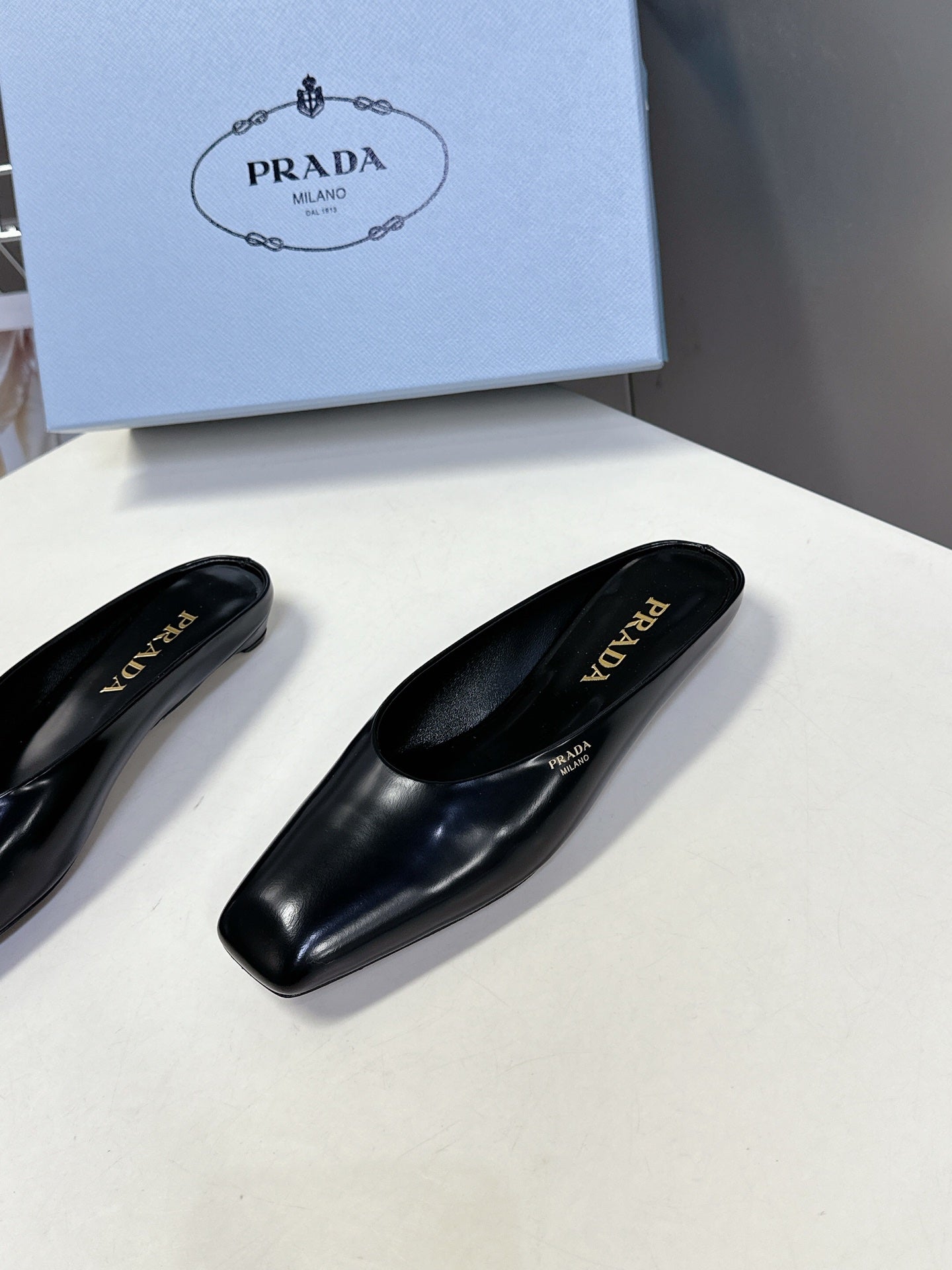LuxluxHouse Best Quality Women Shoes Prada