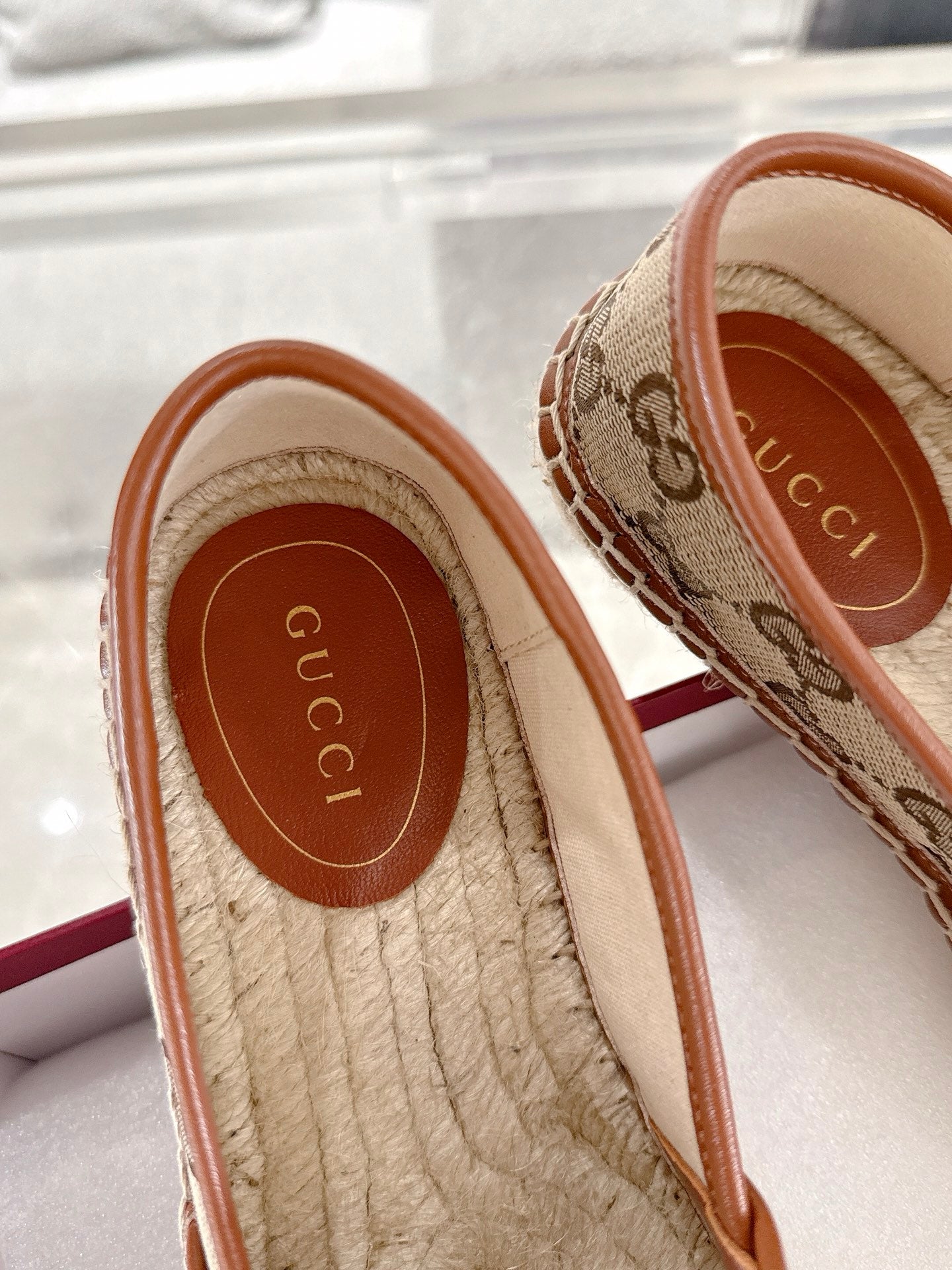 LuxluxHouse Best Quality Gucci Women Shoes