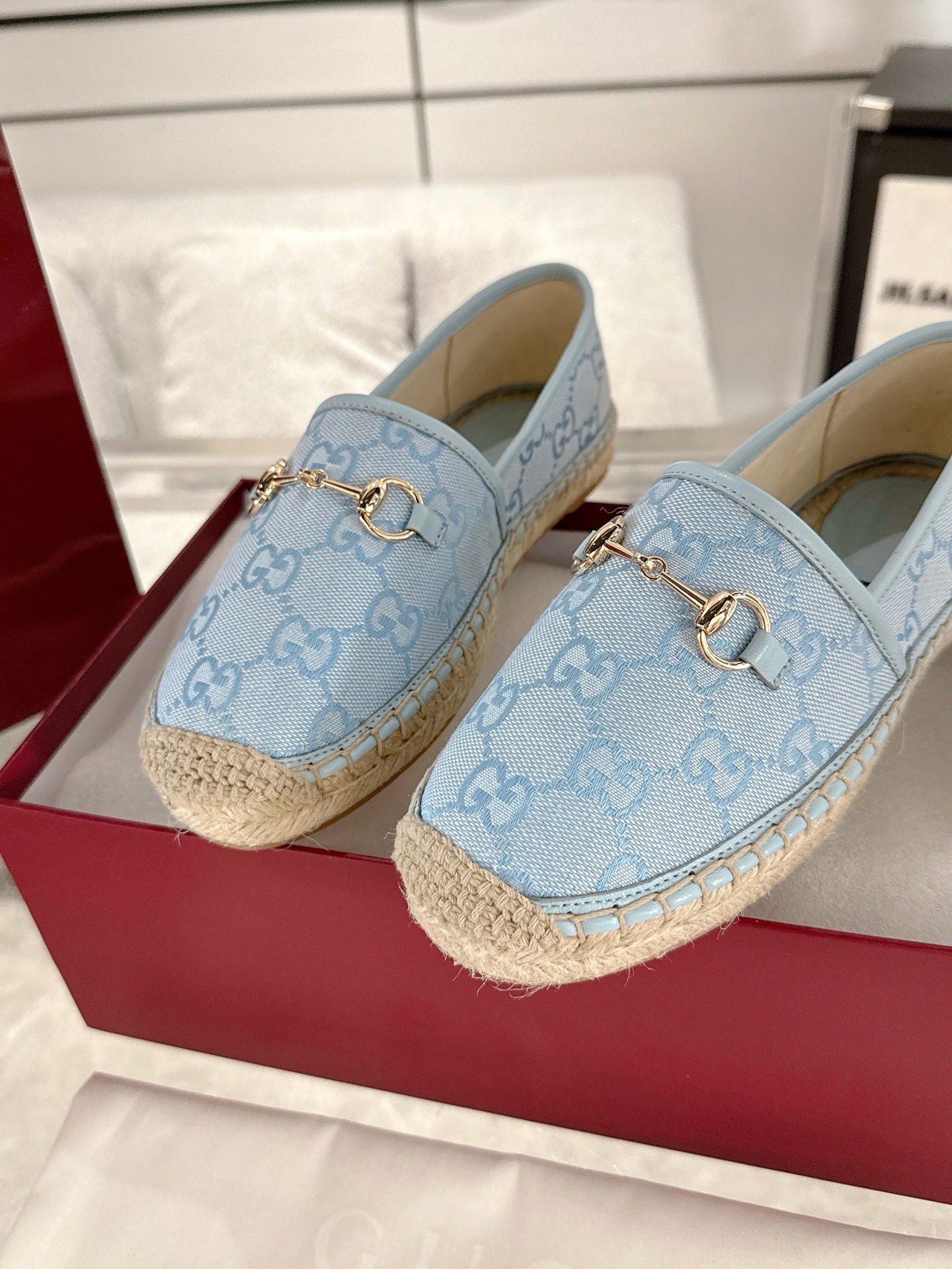 LuxluxHouse Best Quality Gucci Women Shoes