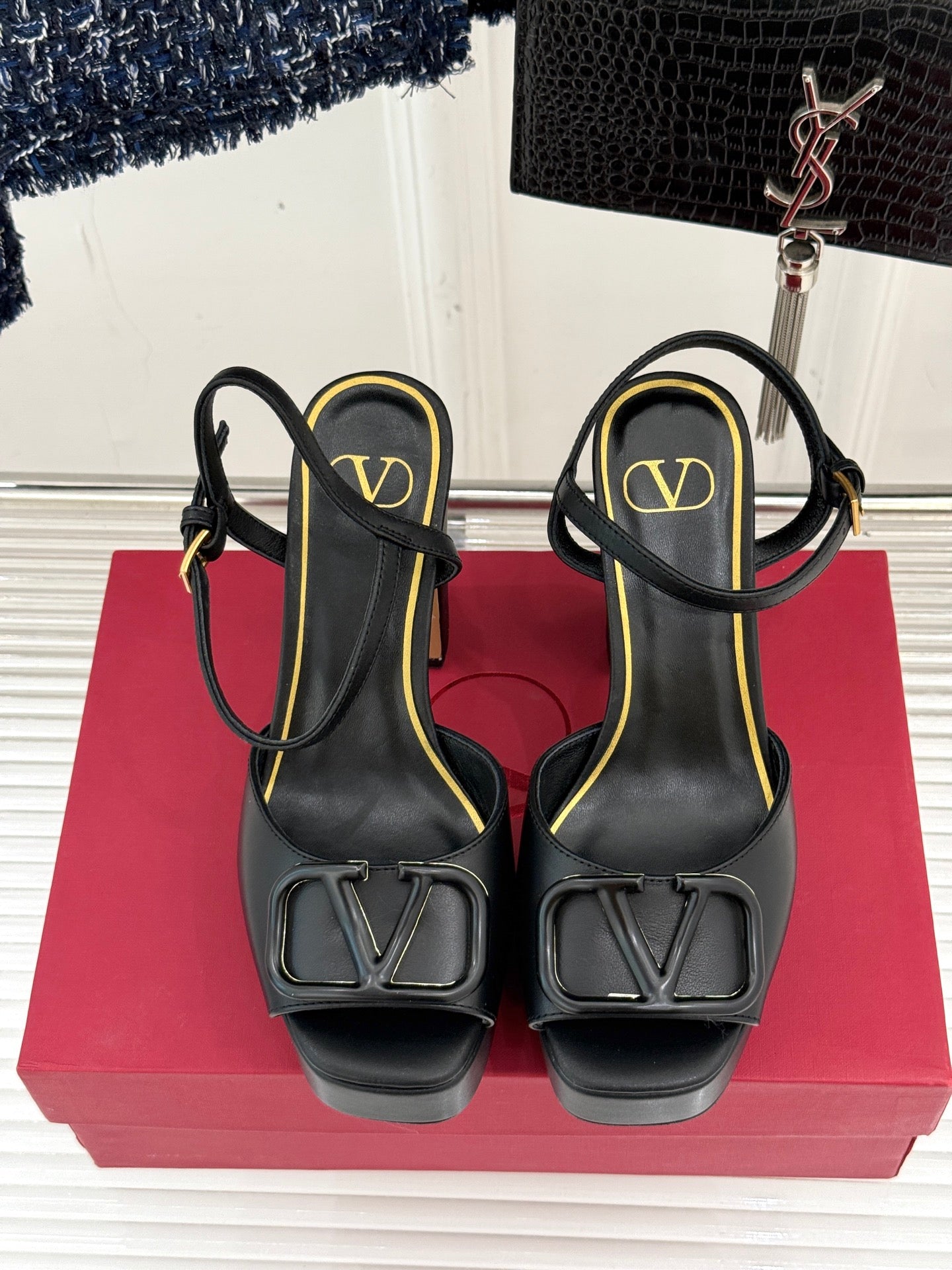 LuxluxHouse Best Quality Valentino Women Shoes
