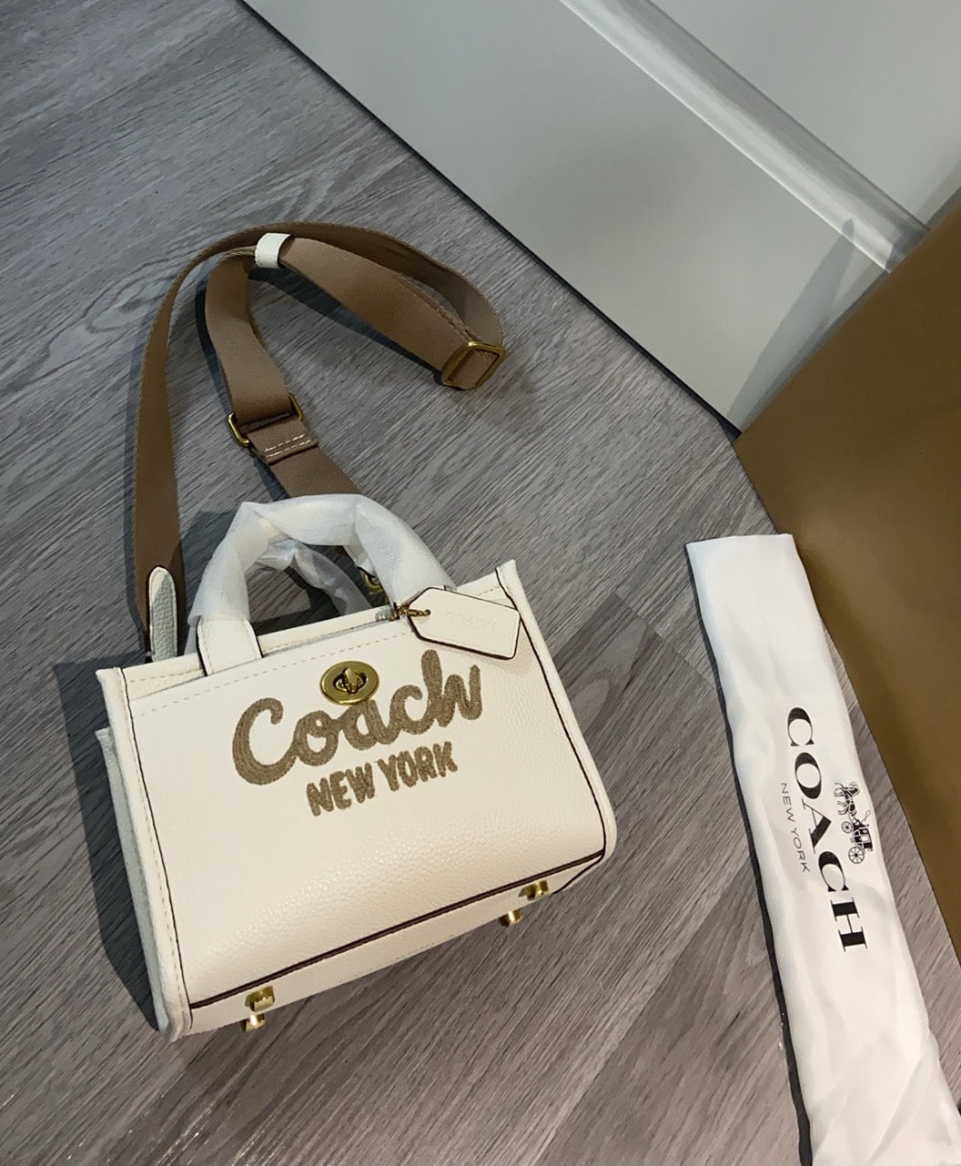 LuxluxHouse Best Quality Bags Coach