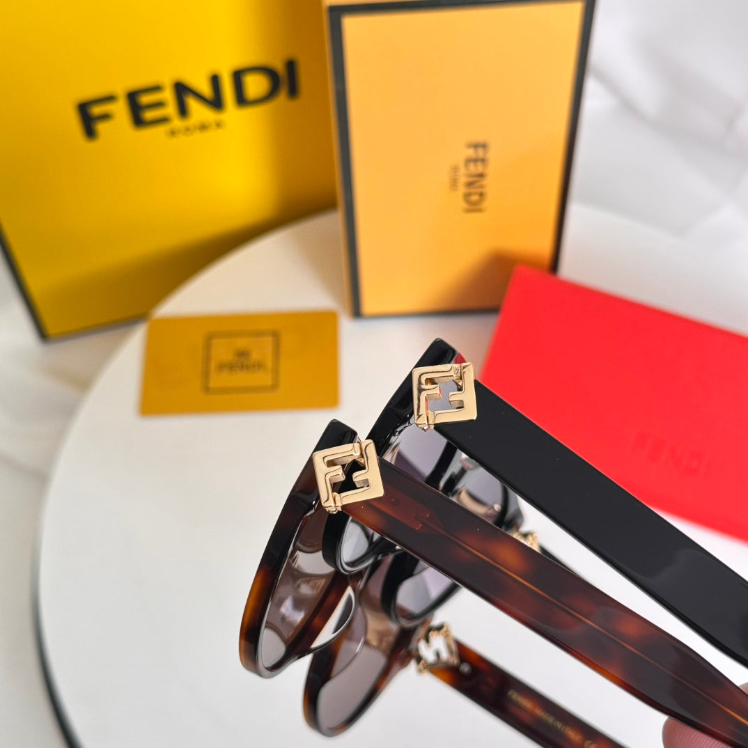 LuxluxHouse Best Quality Glasses Fendi
