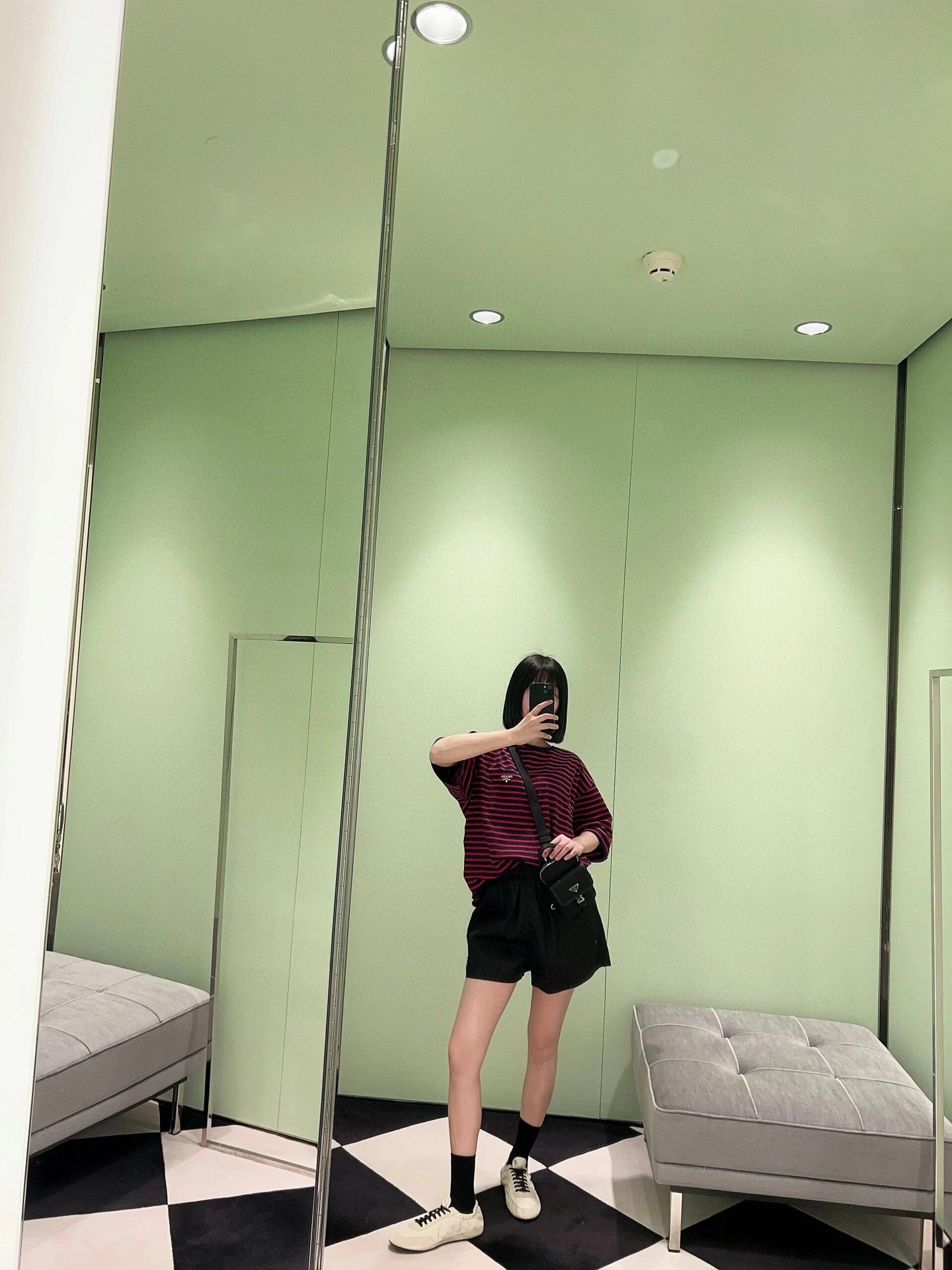 LuxluxHouse Best Quality Clothes T-shirt Prada