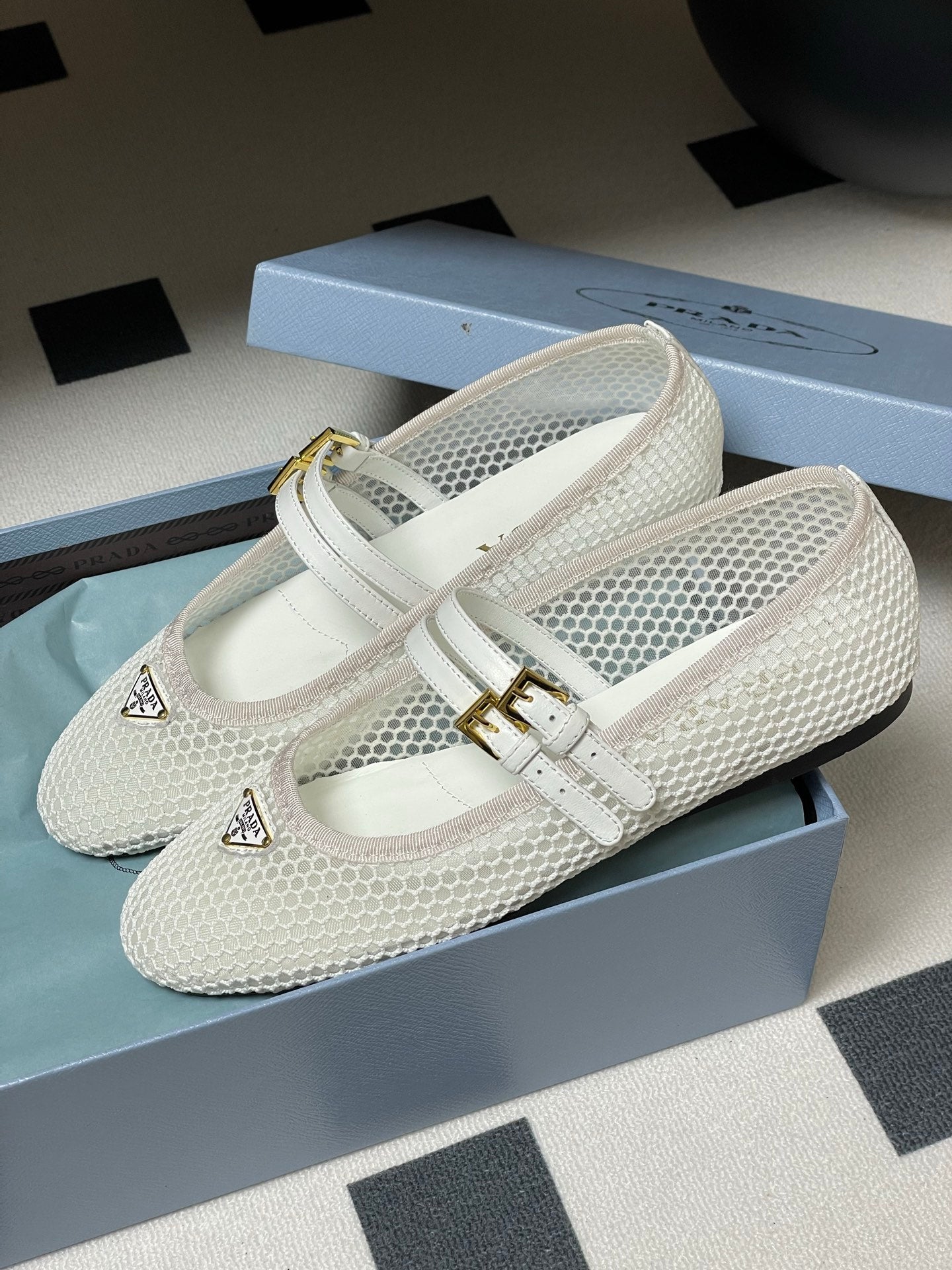 LuxluxHouse Best Quality Women Shoes Prada