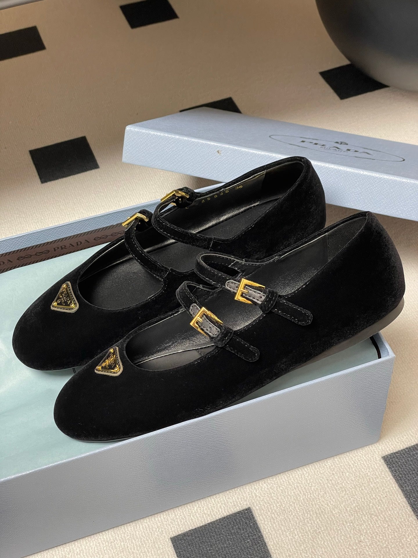 LuxluxHouse Best Quality Women Shoes Prada