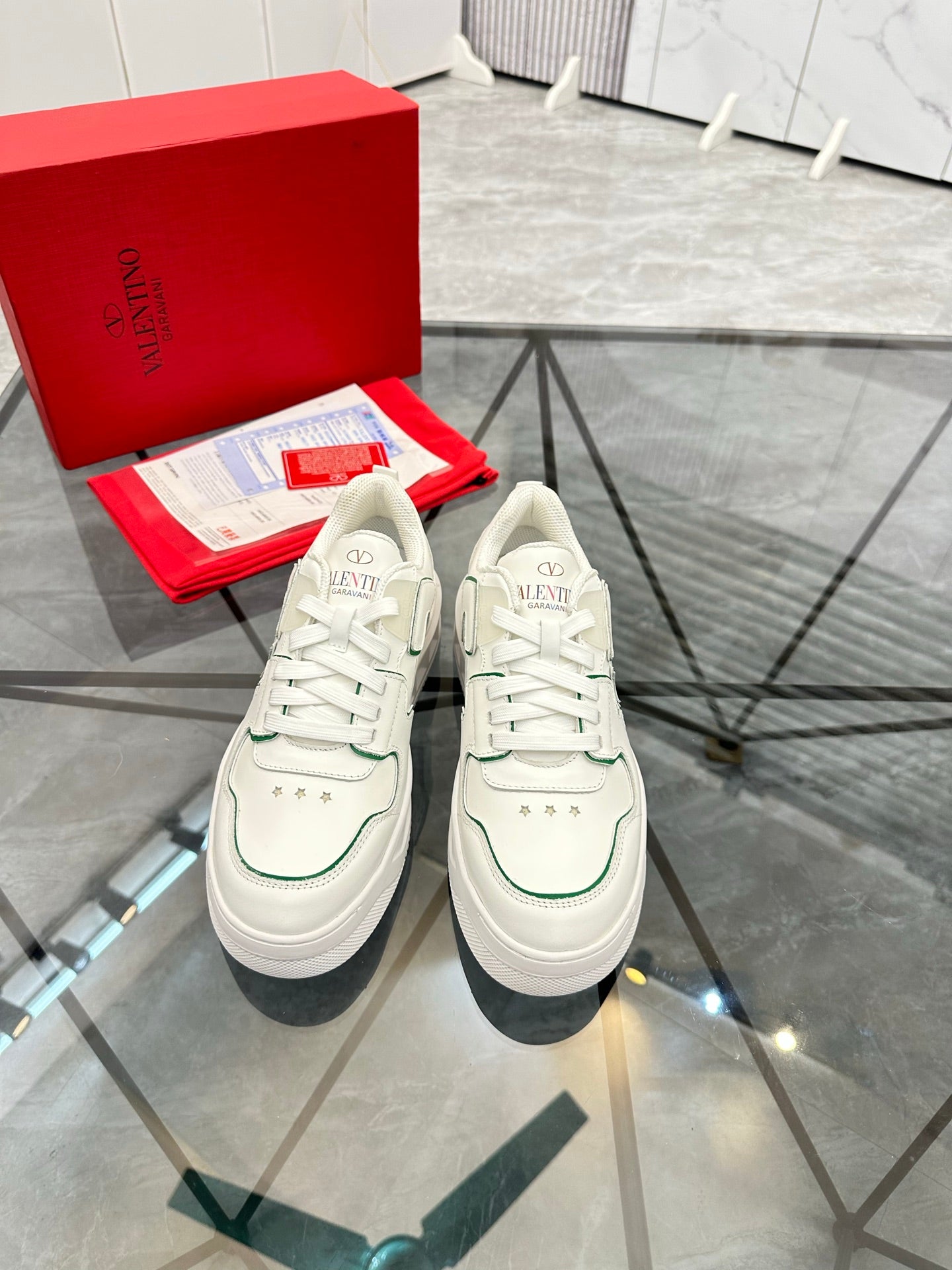LuxluxHouse Best Quality Shoes Valentino