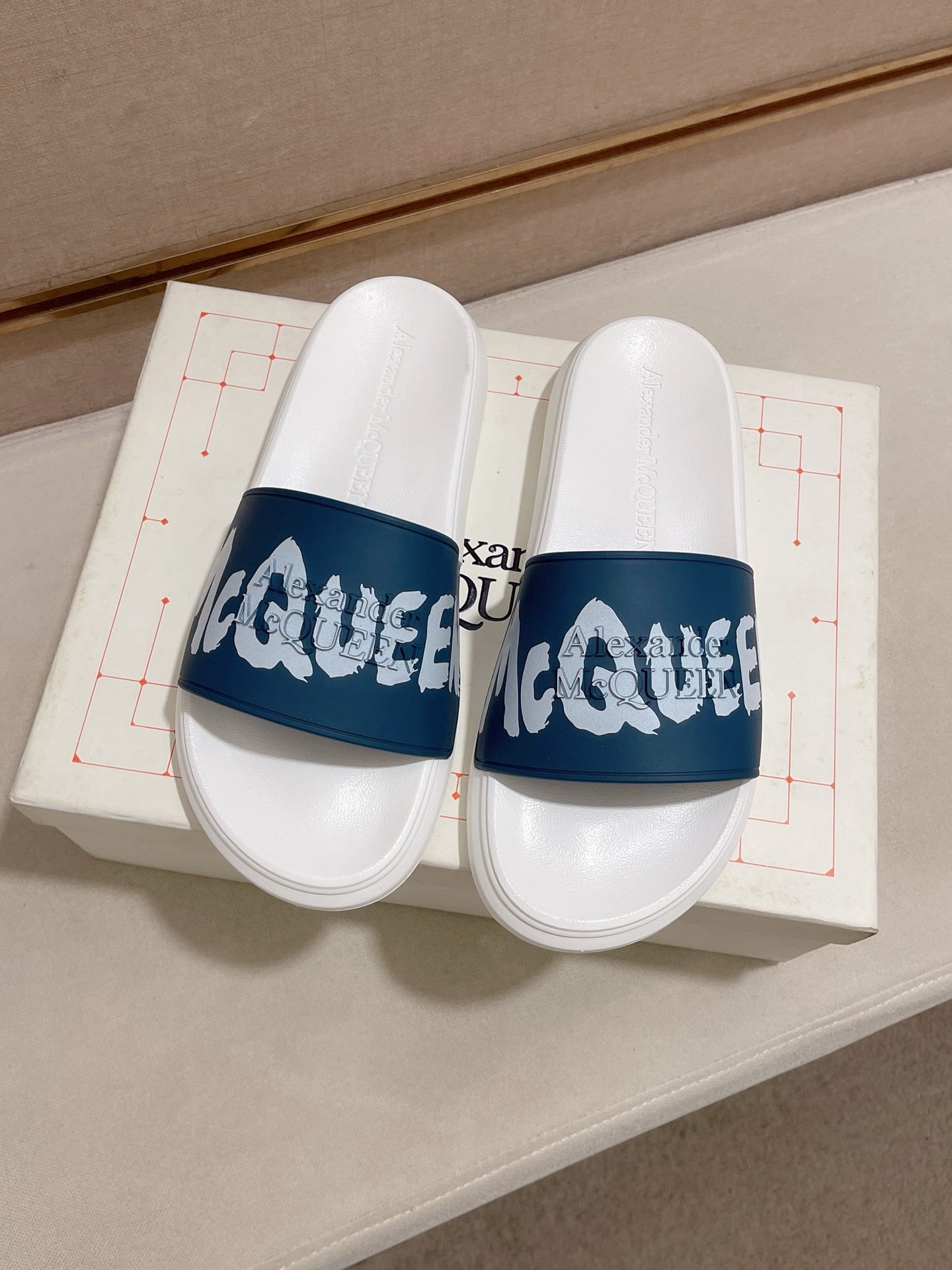 LuxluxHouse Best Quality Sandals Alexander McQueen