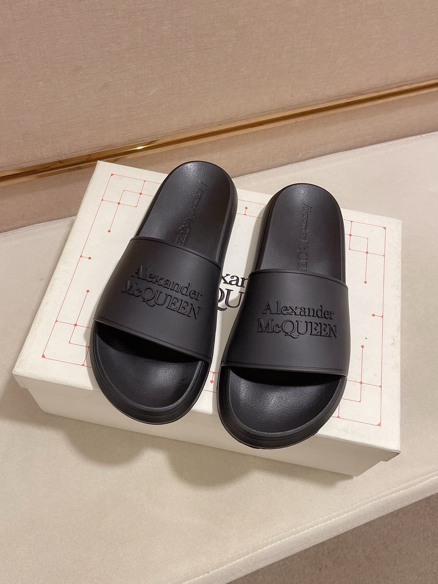 LuxluxHouse Best Quality Sandals Alexander McQueen