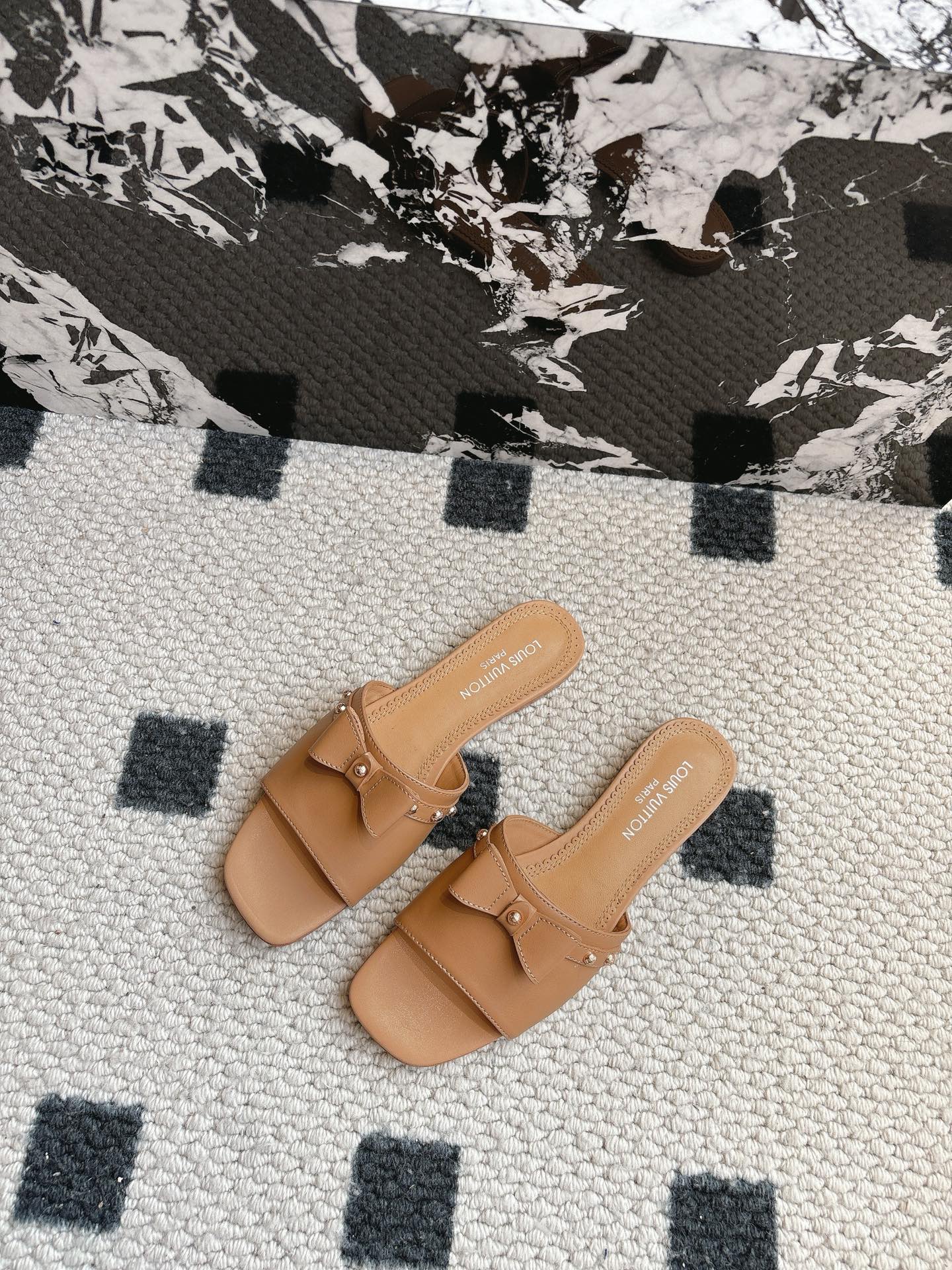 LuxluxHouse Best Quality Women Shoes Louis Vuitton