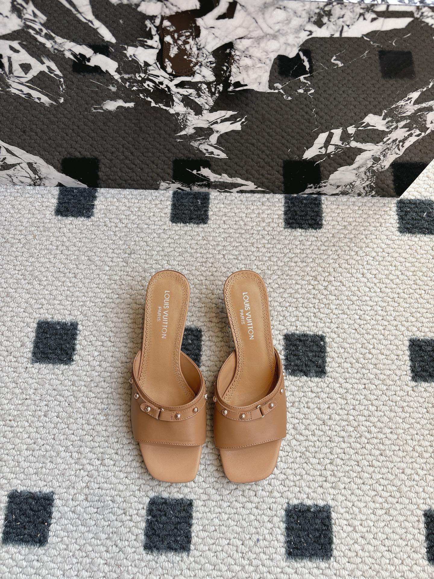 LuxluxHouse Best Quality Women Shoes Louis Vuitton