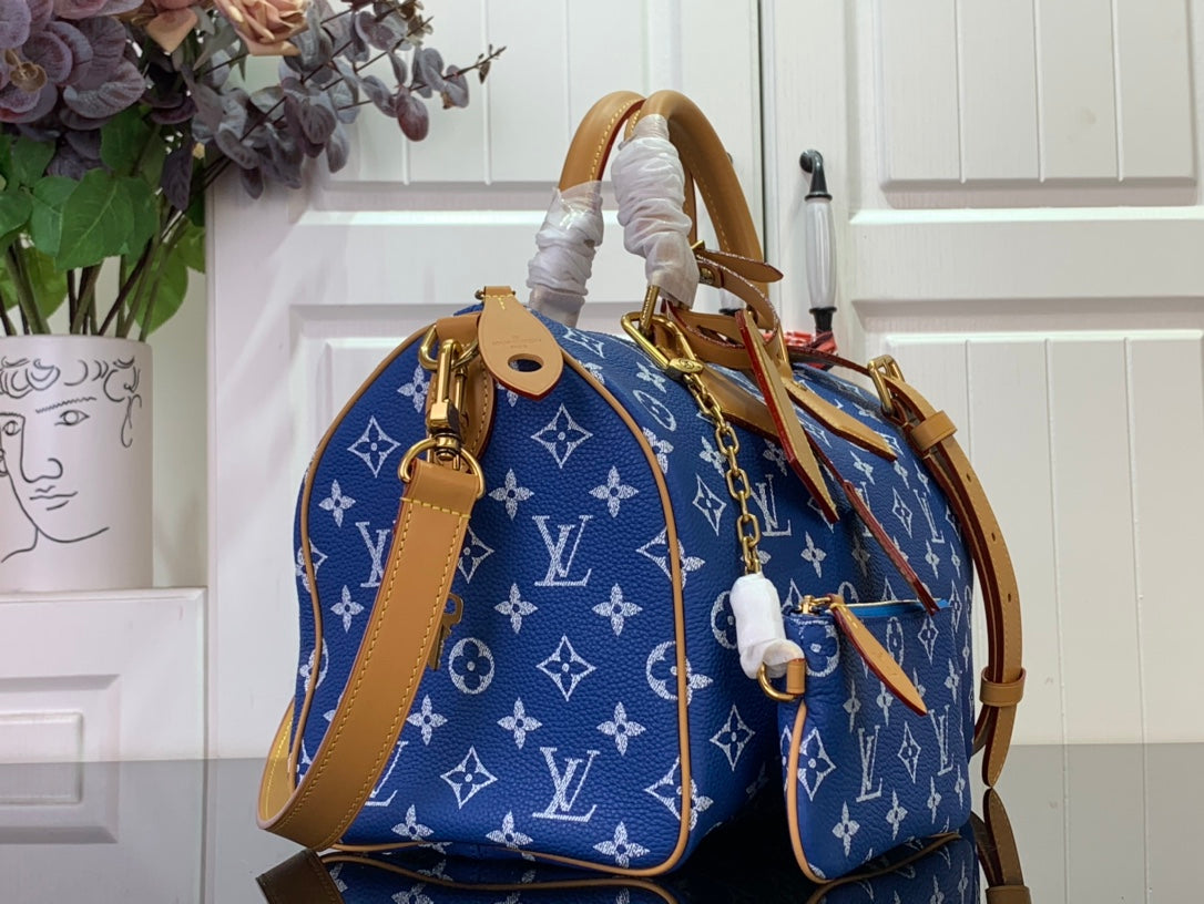 LuxluxHouse Best Quality Bags Louis Vuitton Women Men