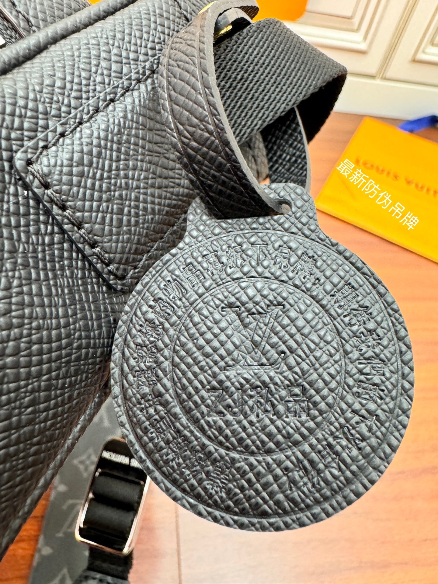 LuxluxHouse Best Quality Bags Best Louis Vuitton Men