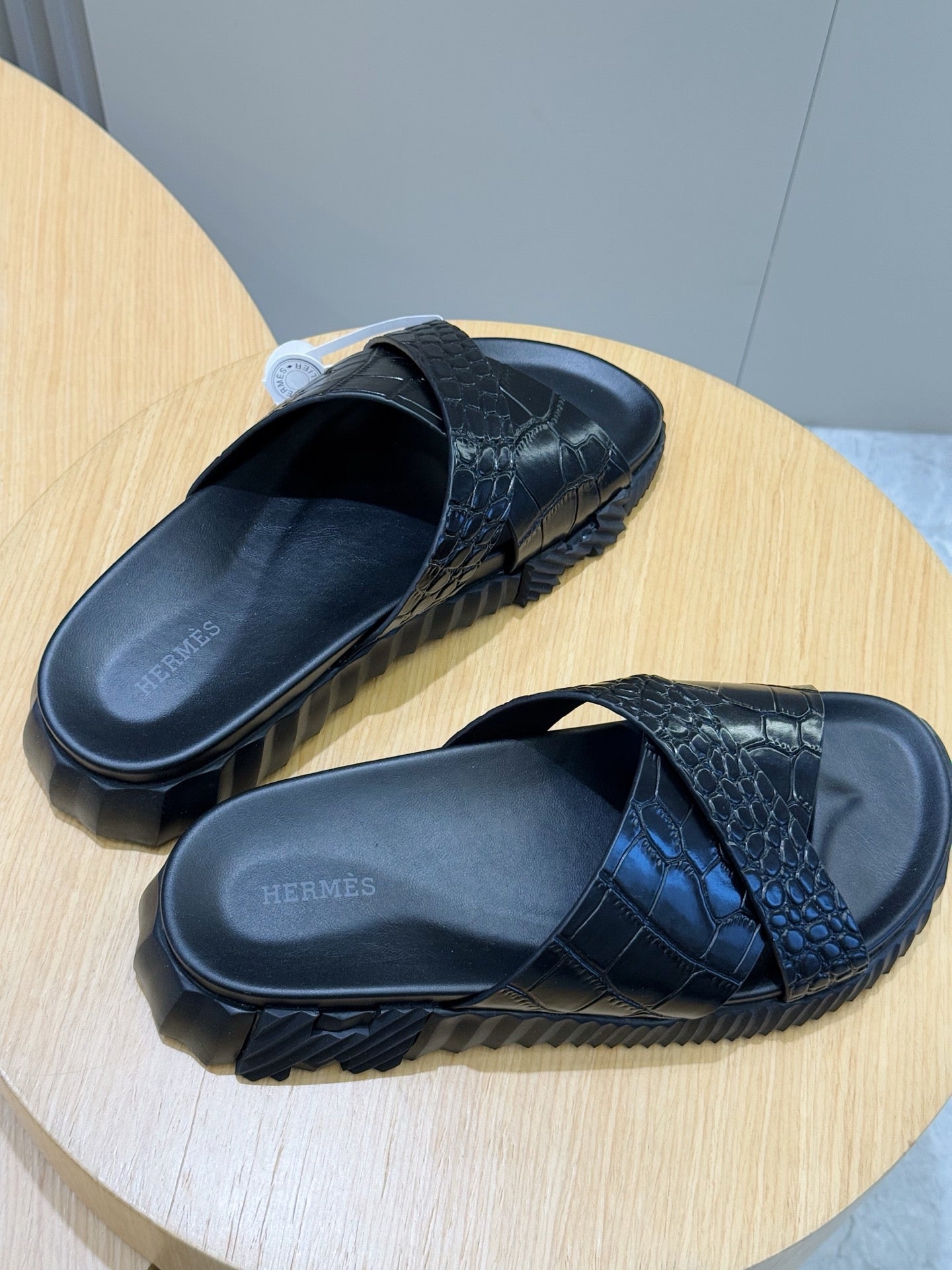 LuxluxHouse Best Quality Sandals Hermes