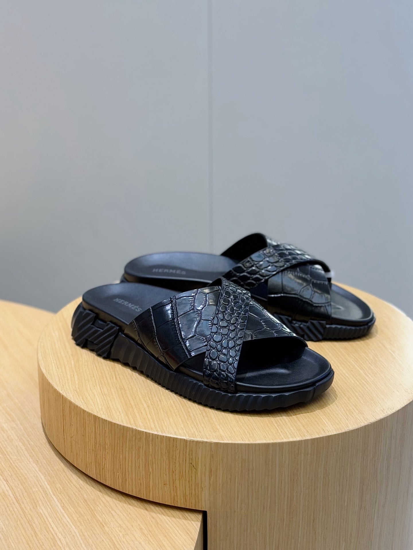 LuxluxHouse Best Quality Sandals Hermes