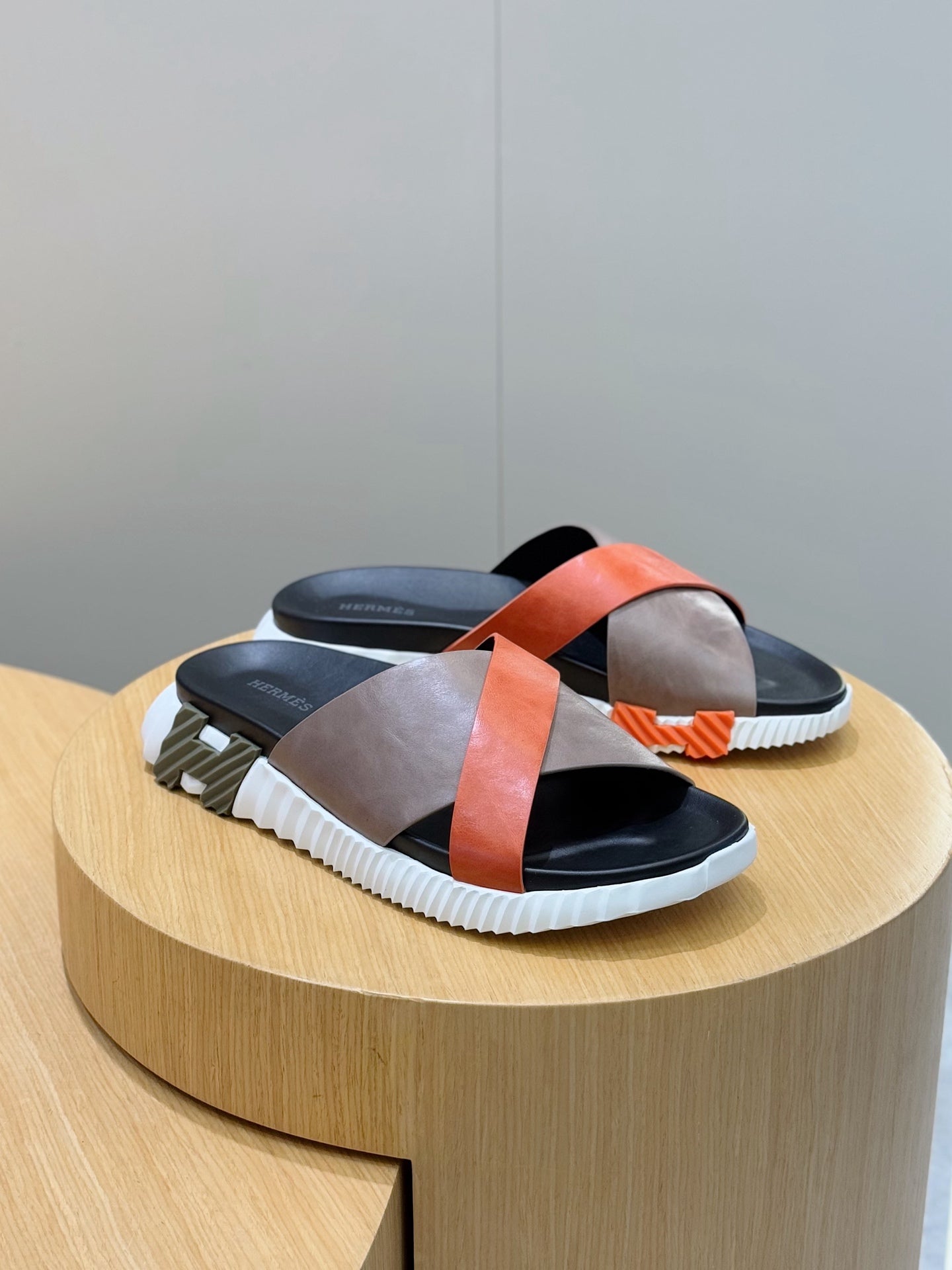 LuxluxHouse Best Quality Sandals Hermes
