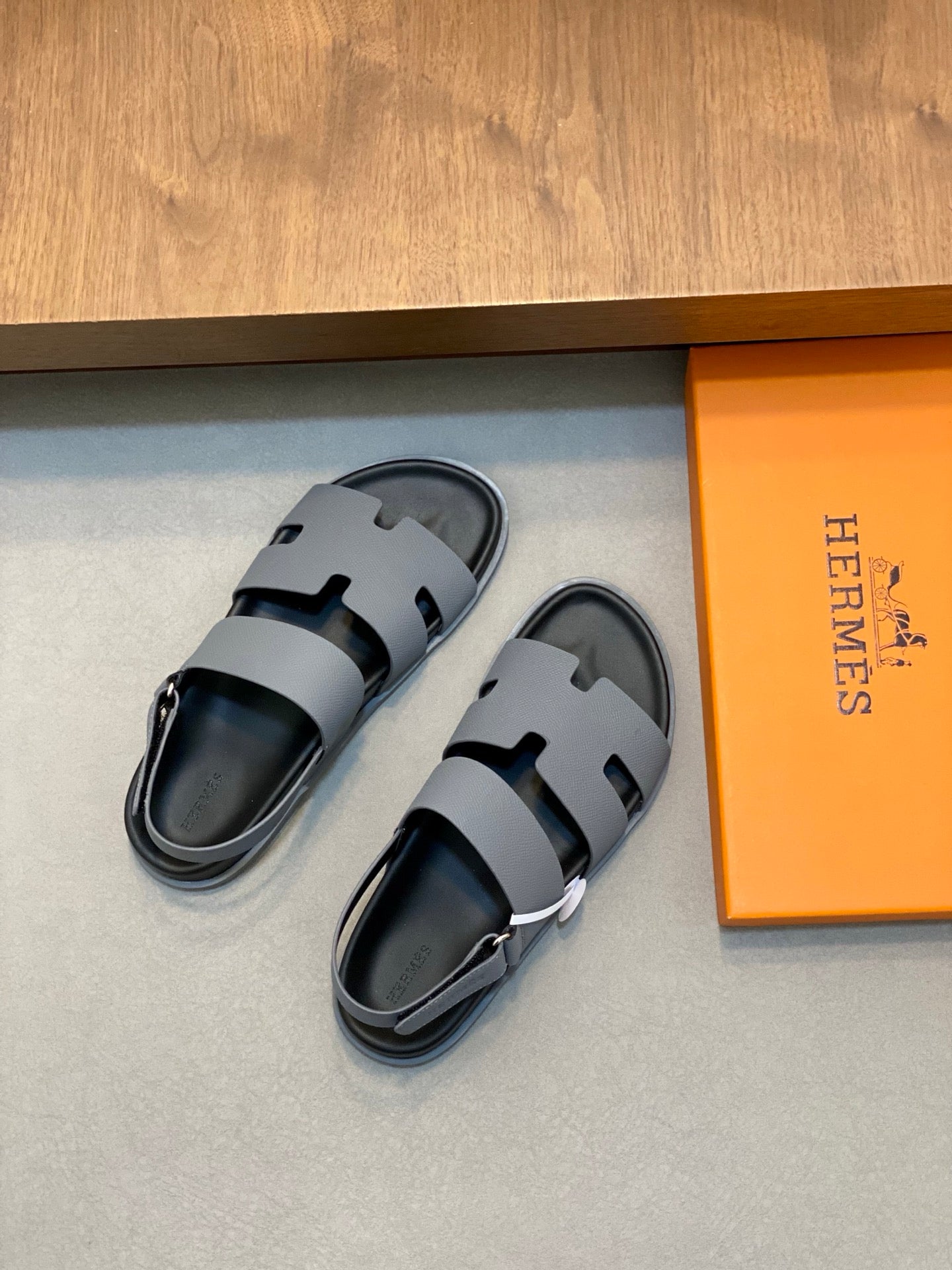 LuxluxHouse Best Quality Sandals Hermes