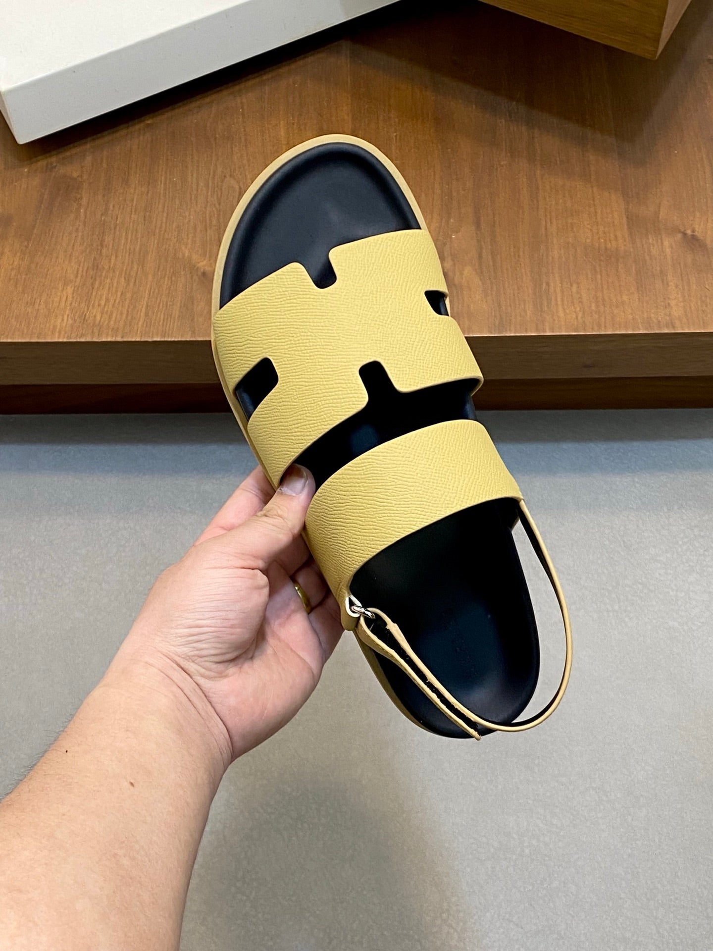 LuxluxHouse Best Quality Sandals Hermes