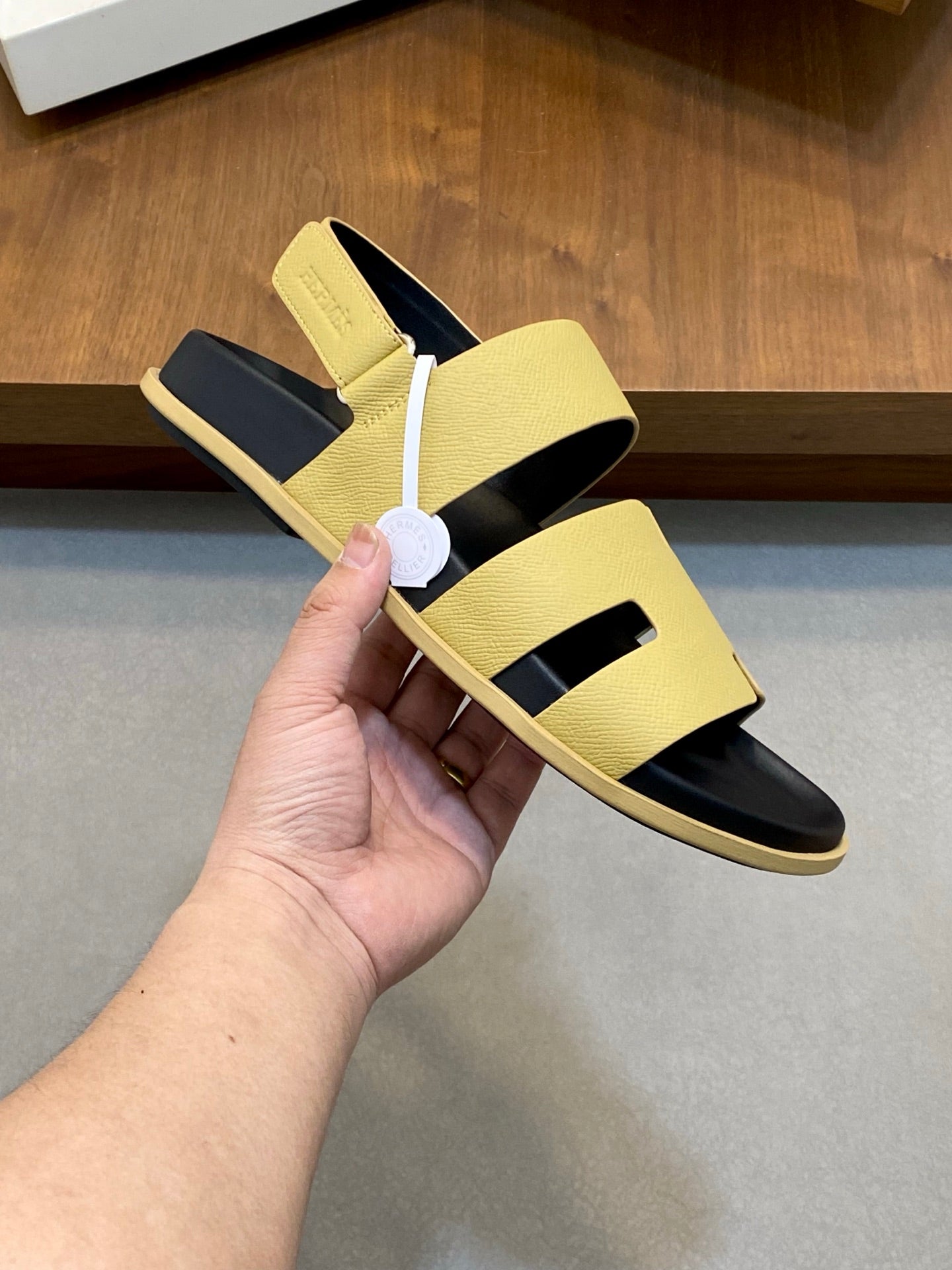 LuxluxHouse Best Quality Sandals Hermes