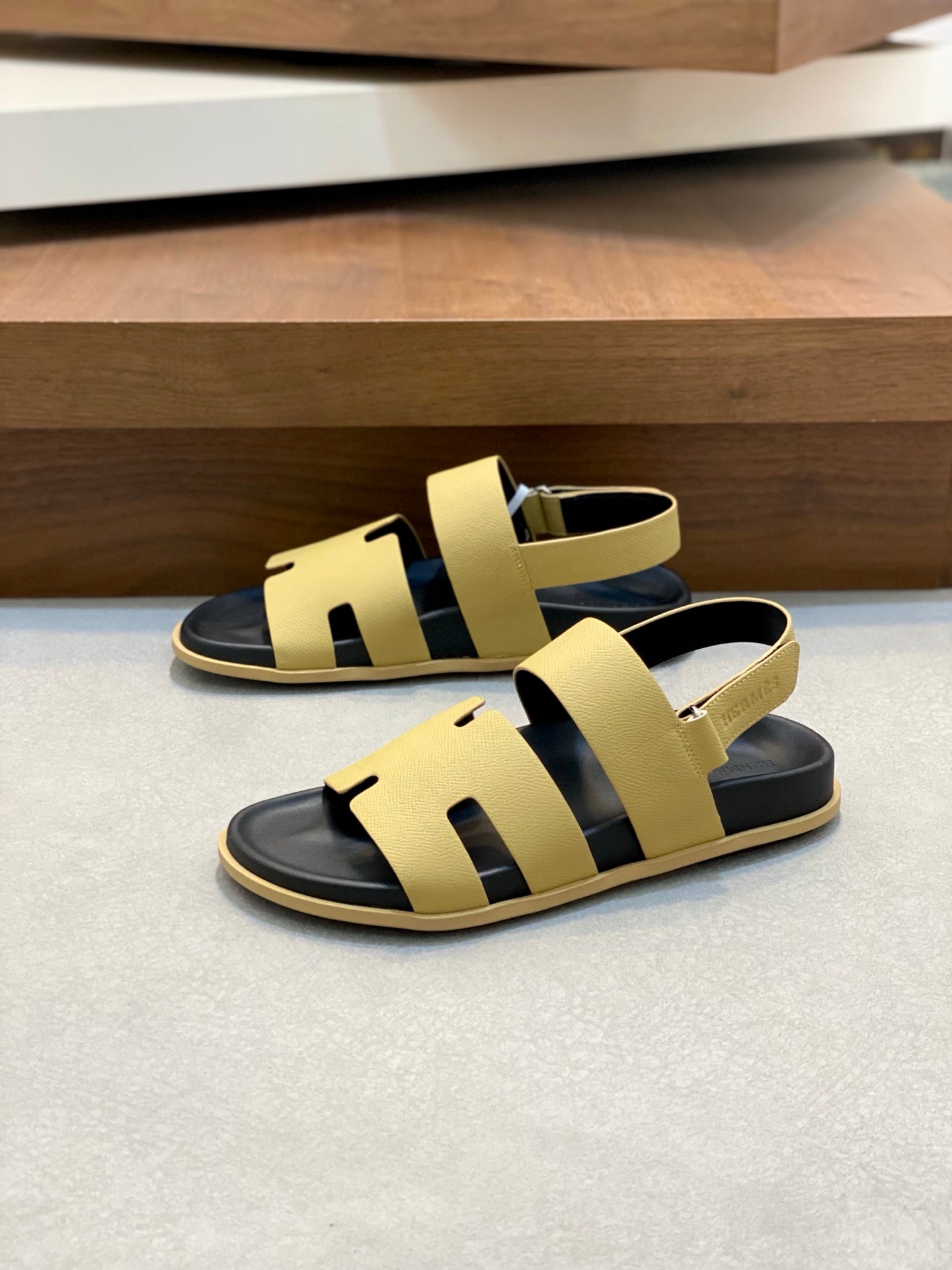 LuxluxHouse Best Quality Sandals Hermes