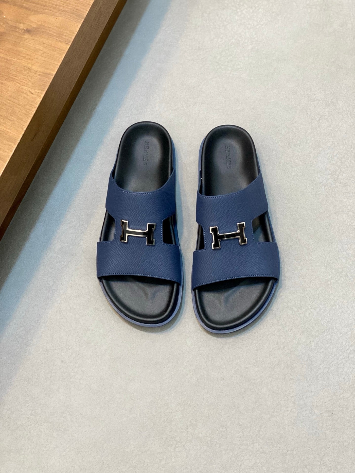 LuxluxHouse Best Quality Sandals Hermes