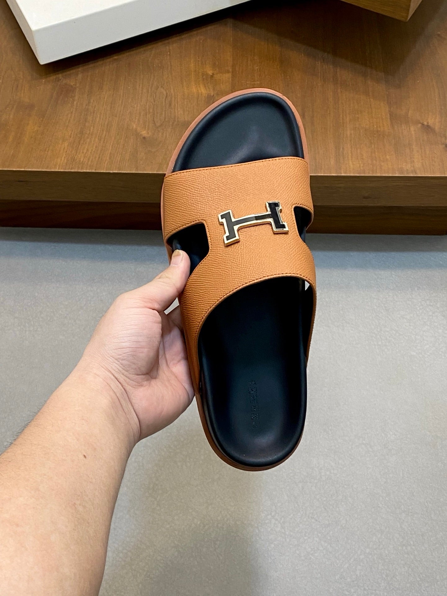 LuxluxHouse Best Quality Sandals Hermes