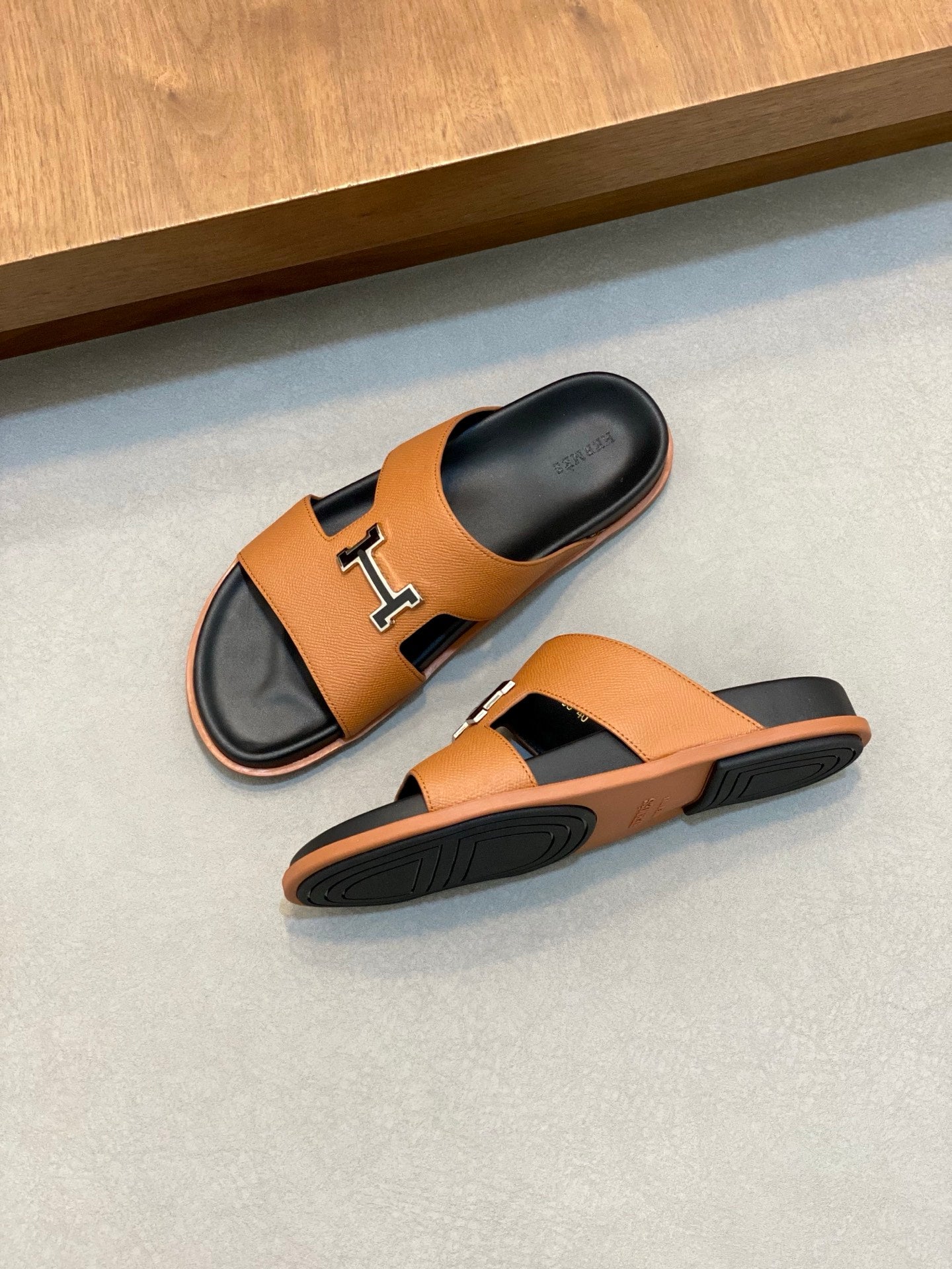 LuxluxHouse Best Quality Sandals Hermes