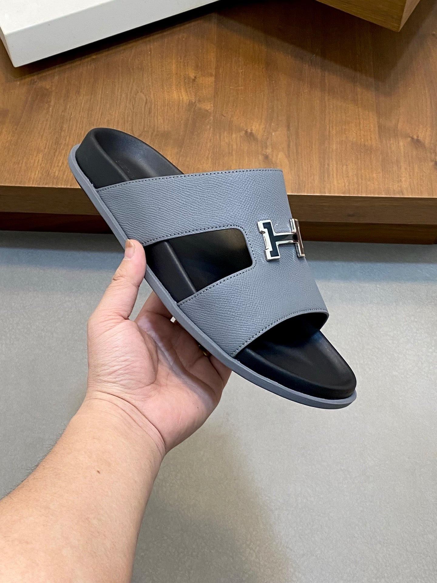 LuxluxHouse Best Quality Sandals Hermes