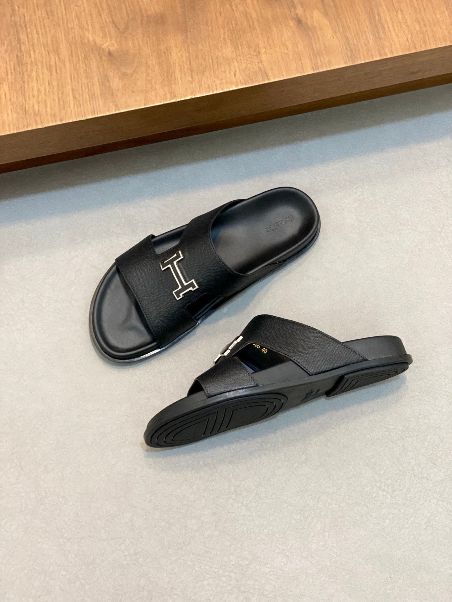 LuxluxHouse Best Quality Sandals Hermes