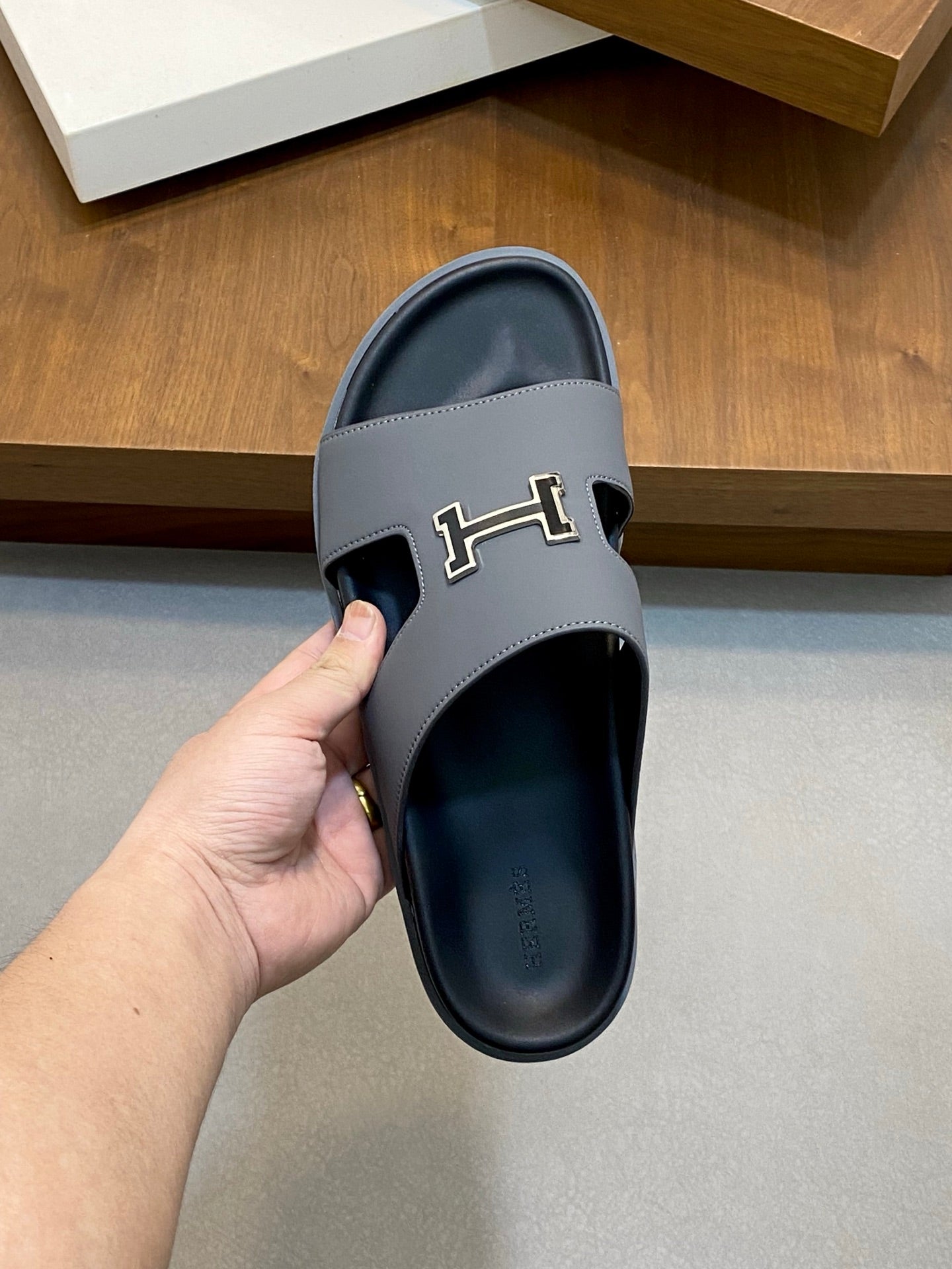 LuxluxHouse Best Quality Sandals Hermes