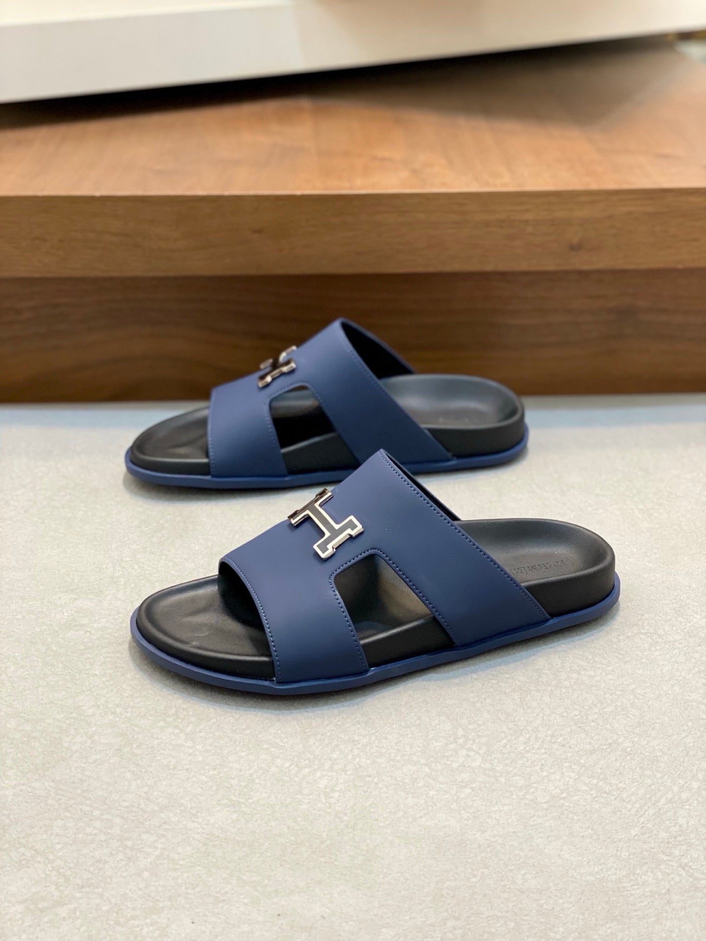 LuxluxHouse Best Quality Sandals Hermes