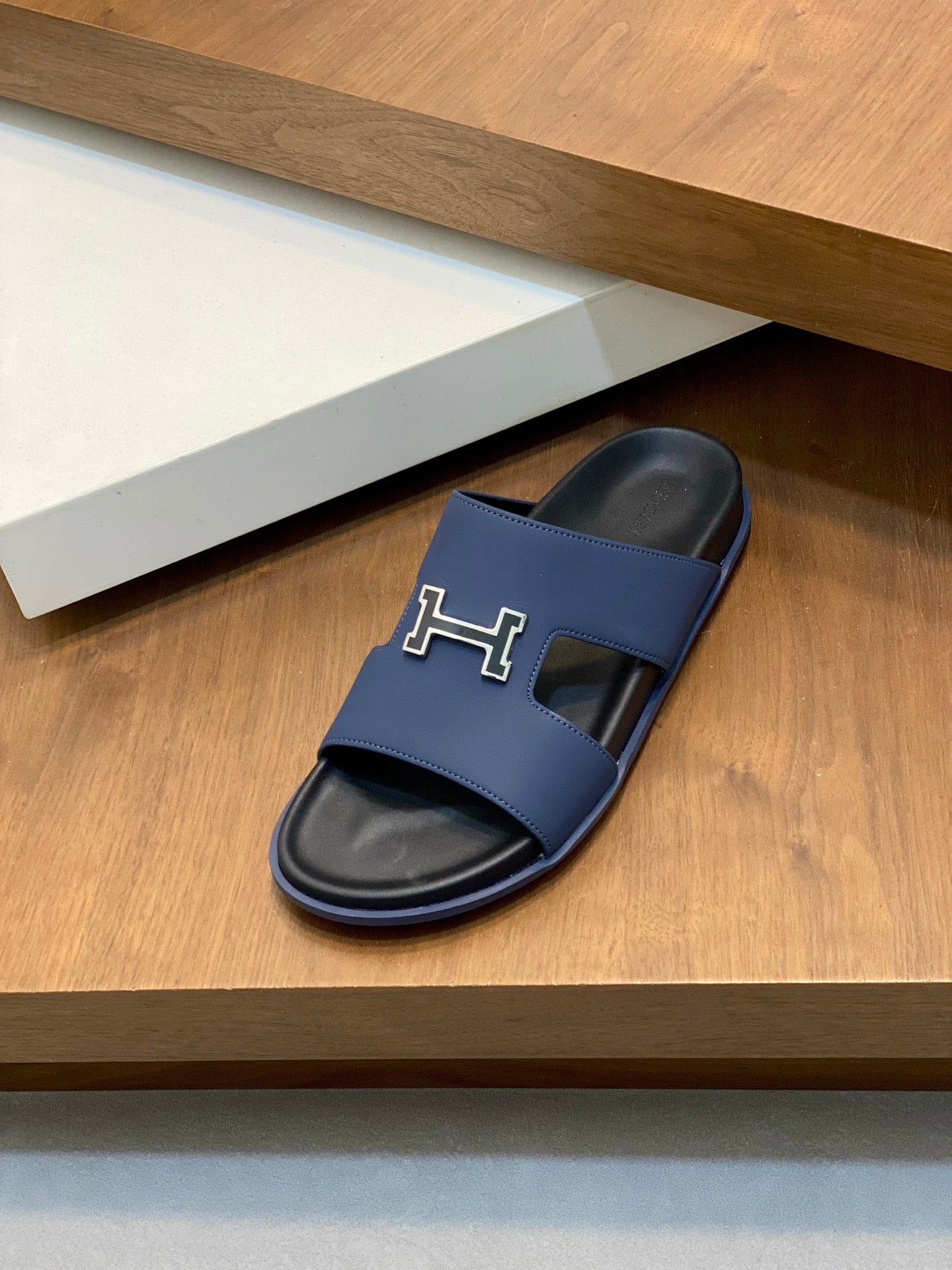 LuxluxHouse Best Quality Sandals Hermes