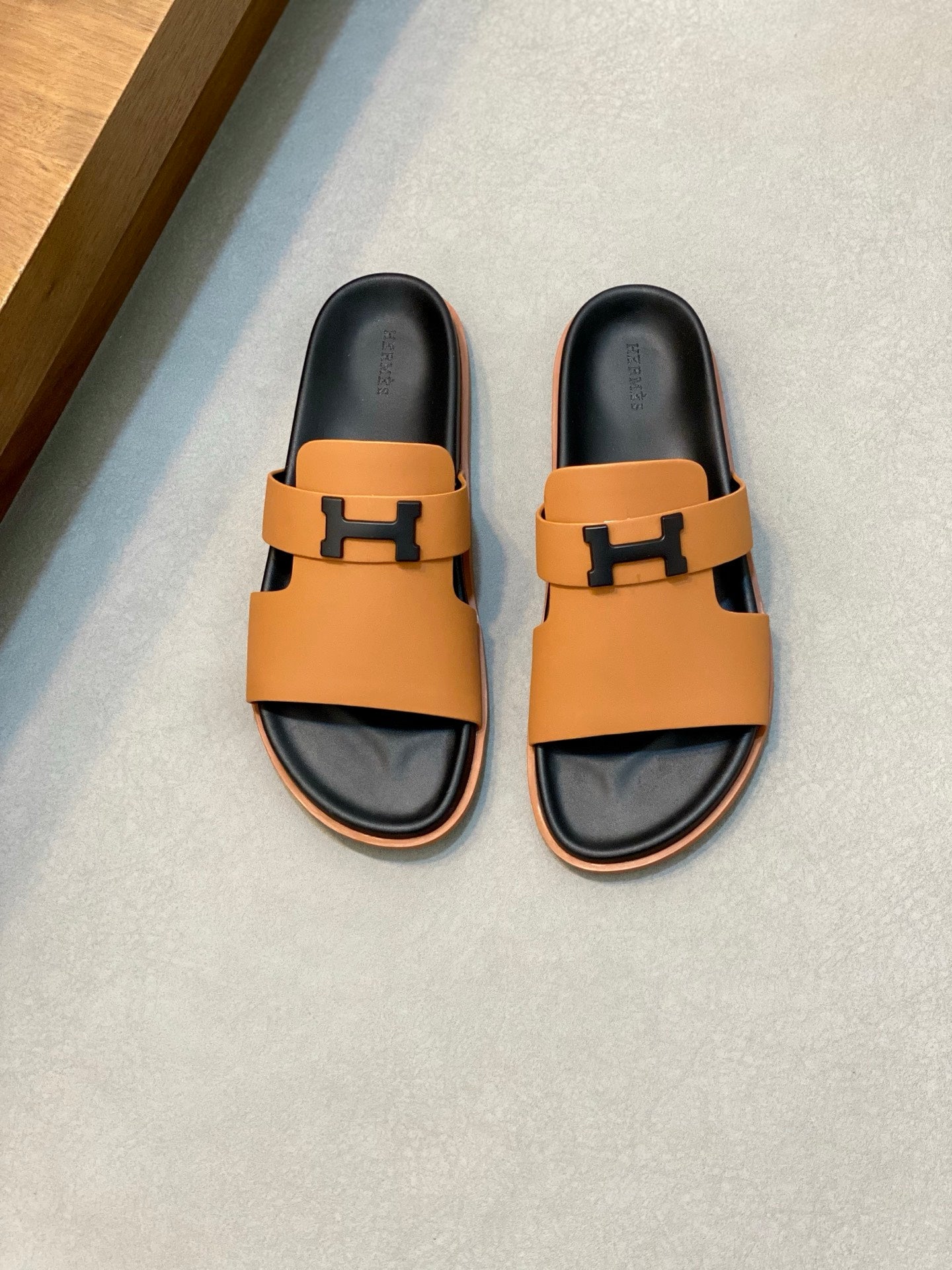 LuxluxHouse Best Quality Sandals Hermes