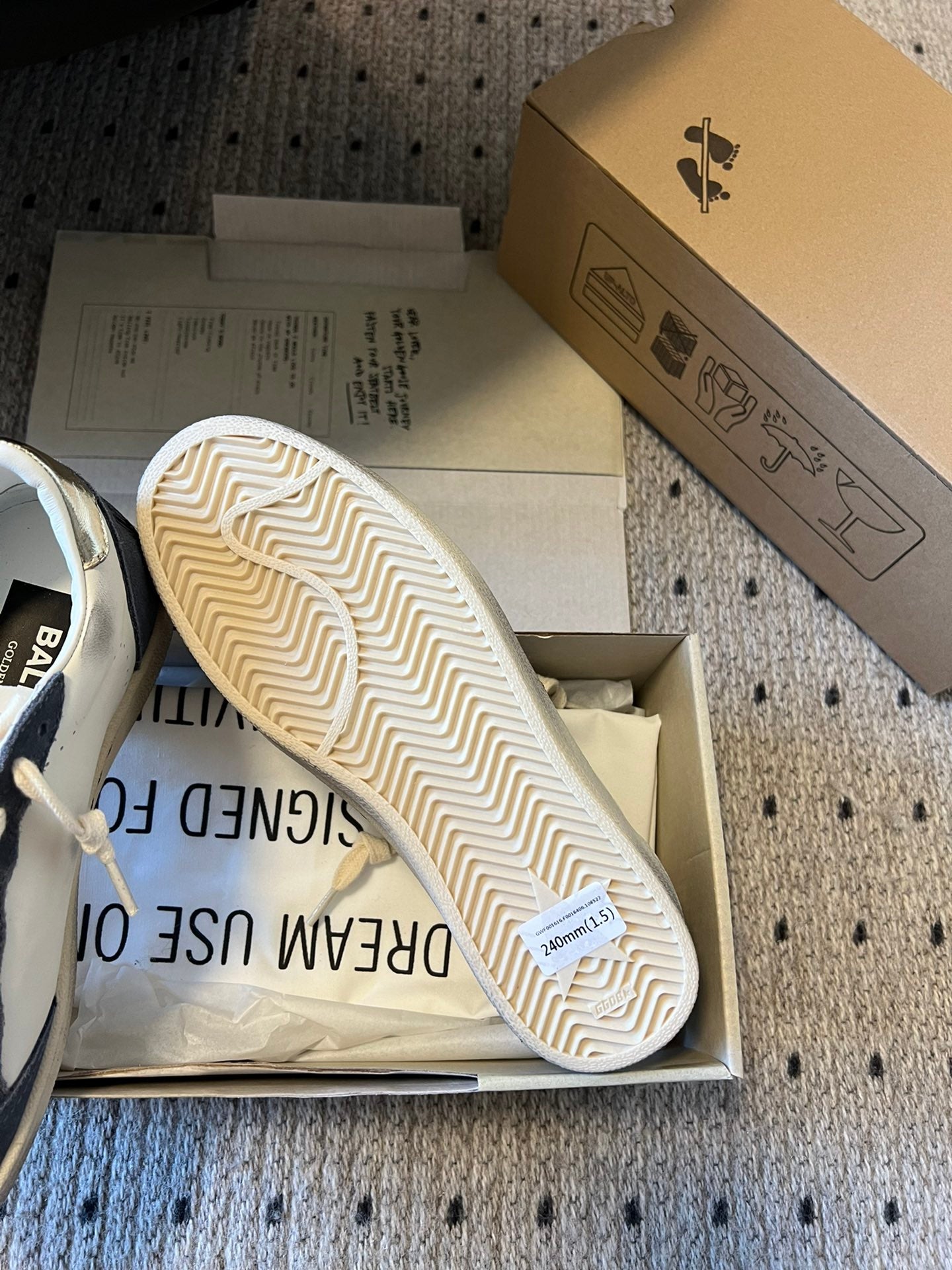 LuxluxHouse Best Quality Shoes Golden Goose