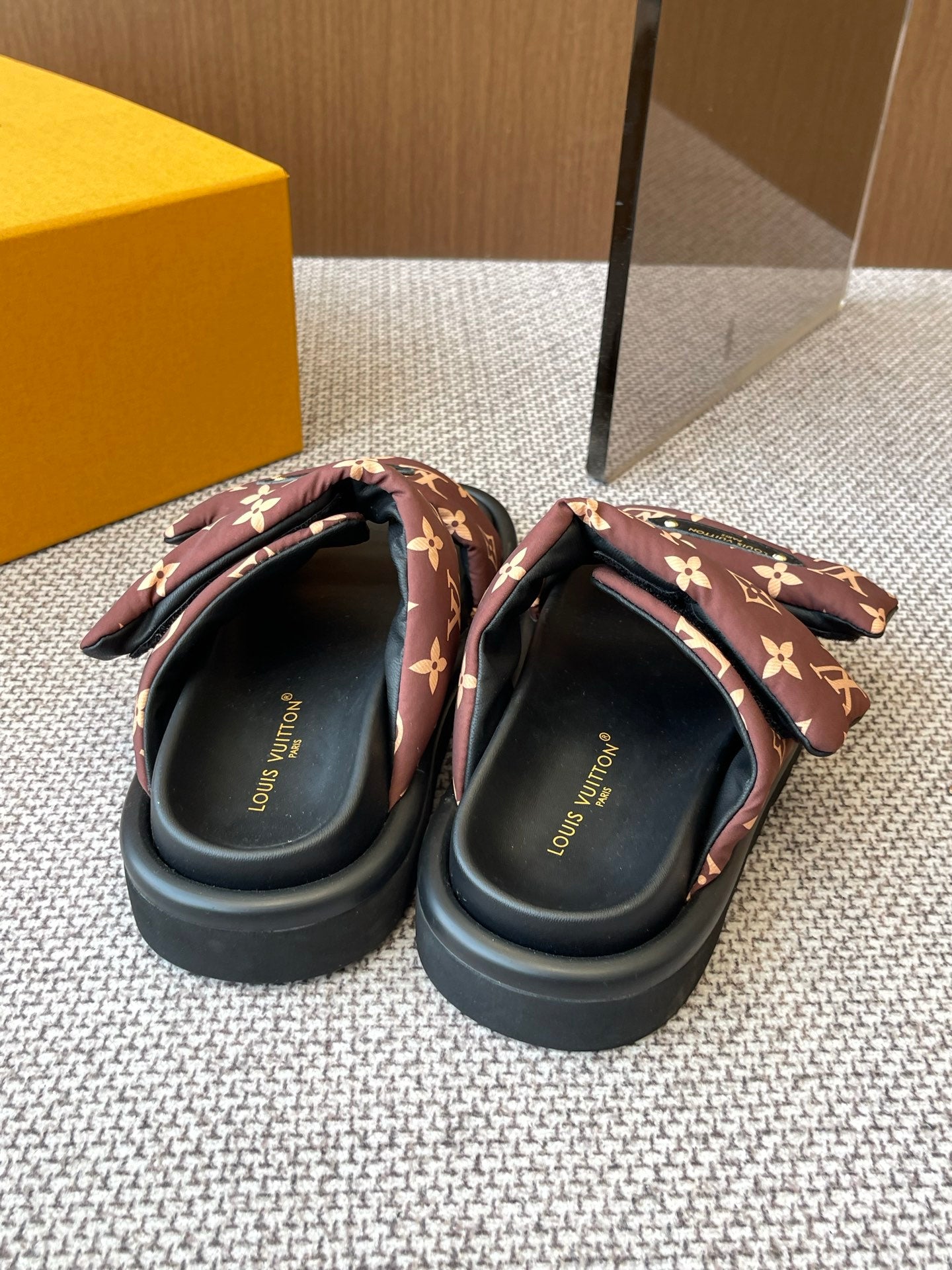 LuxluxHouse Best Quality Women Shoes Louis Vuitton