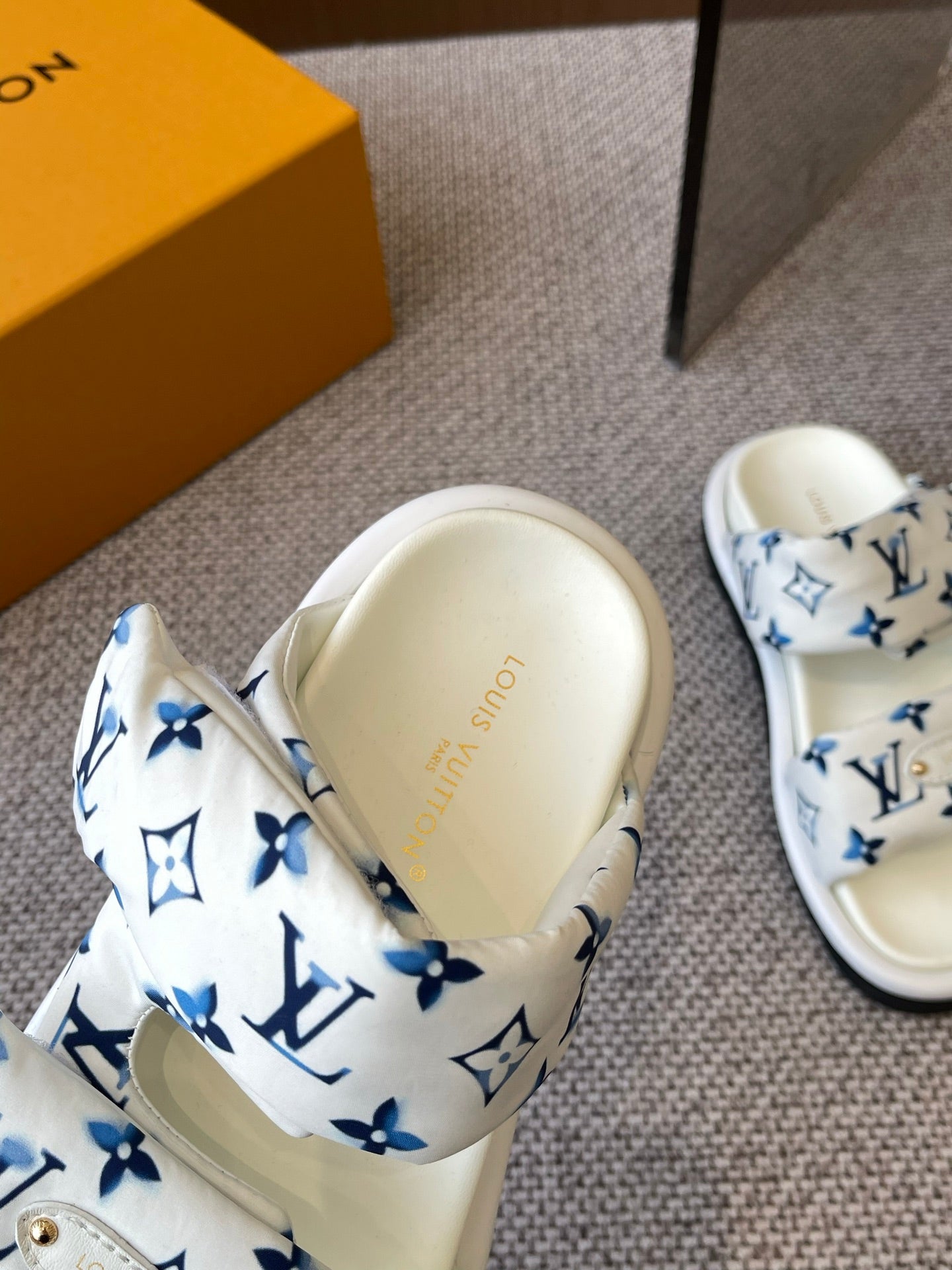 LuxluxHouse Best Quality Women Shoes Louis Vuitton