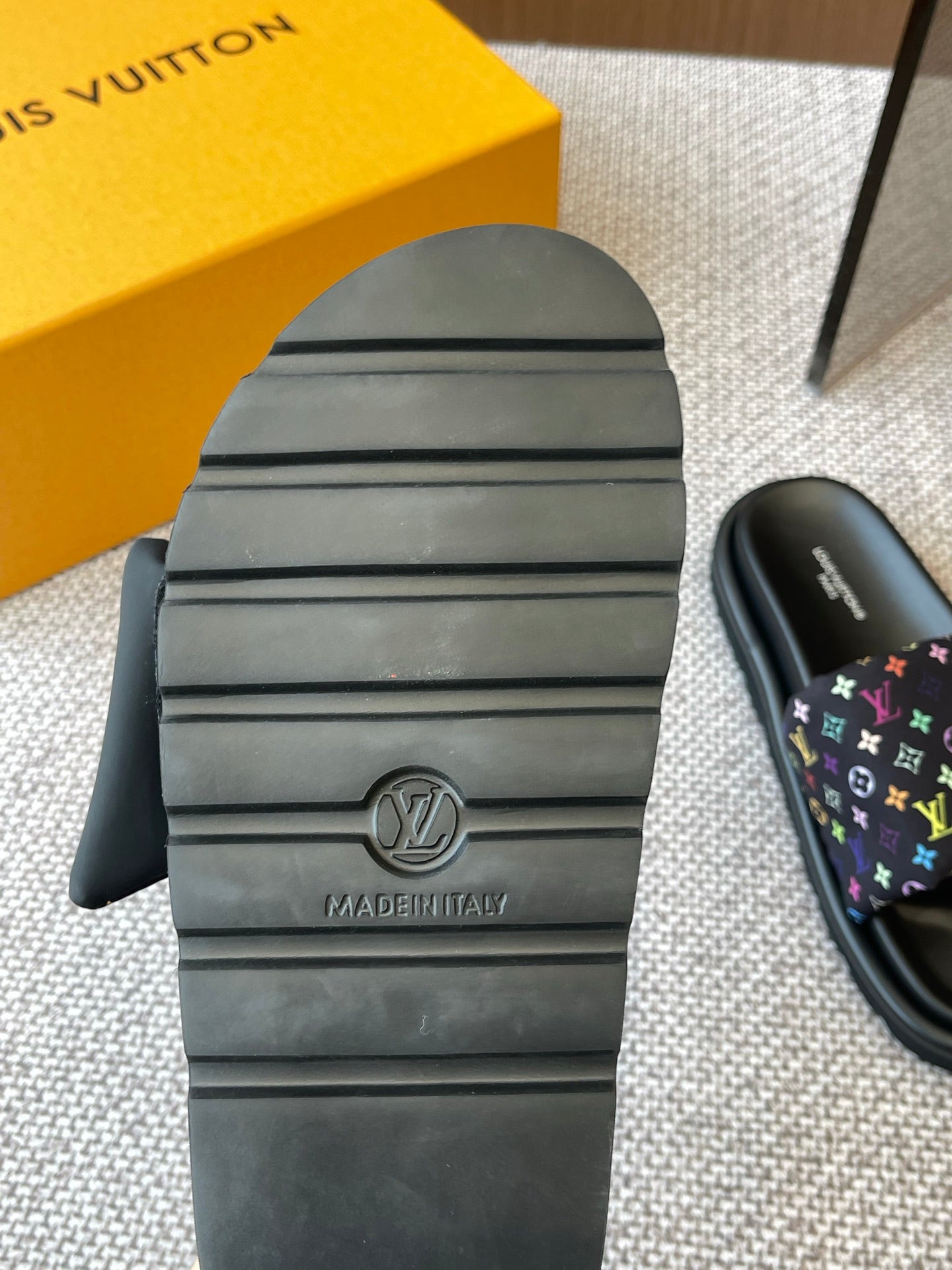 LuxluxHouse Best Quality Women Shoes Louis Vuitton