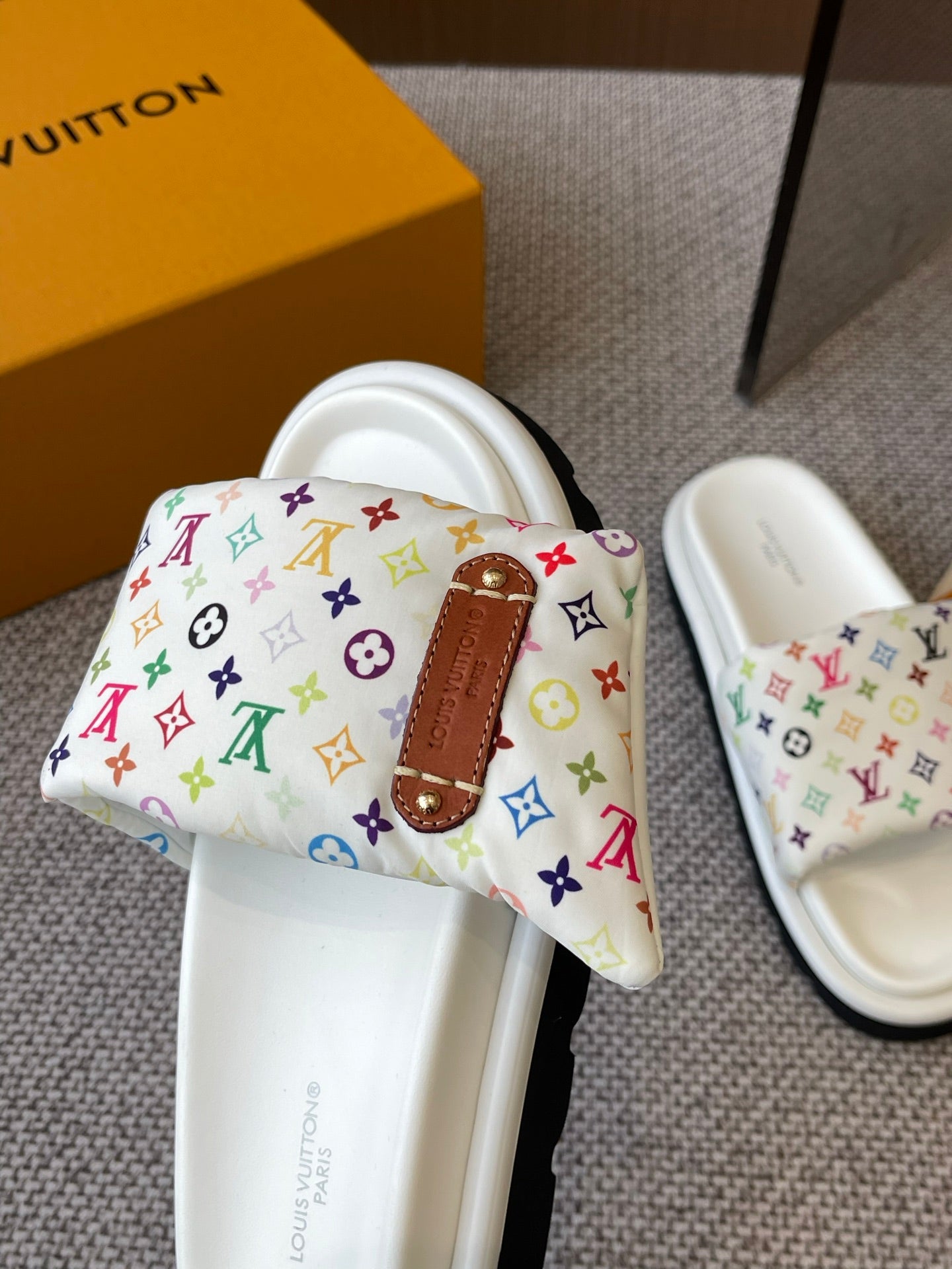 LuxluxHouse Best Quality Women Shoes Louis Vuitton