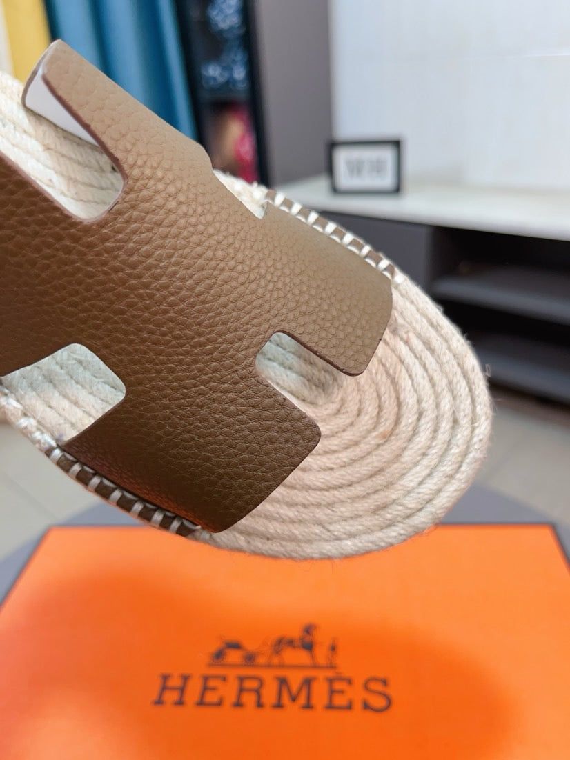 LuxluxHouse Best Quality Sandals Hermes