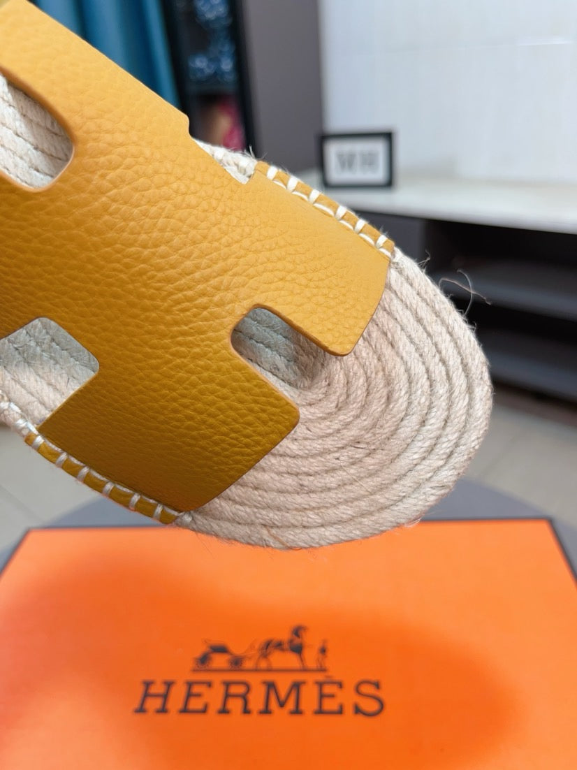 LuxluxHouse Best Quality Sandals Hermes
