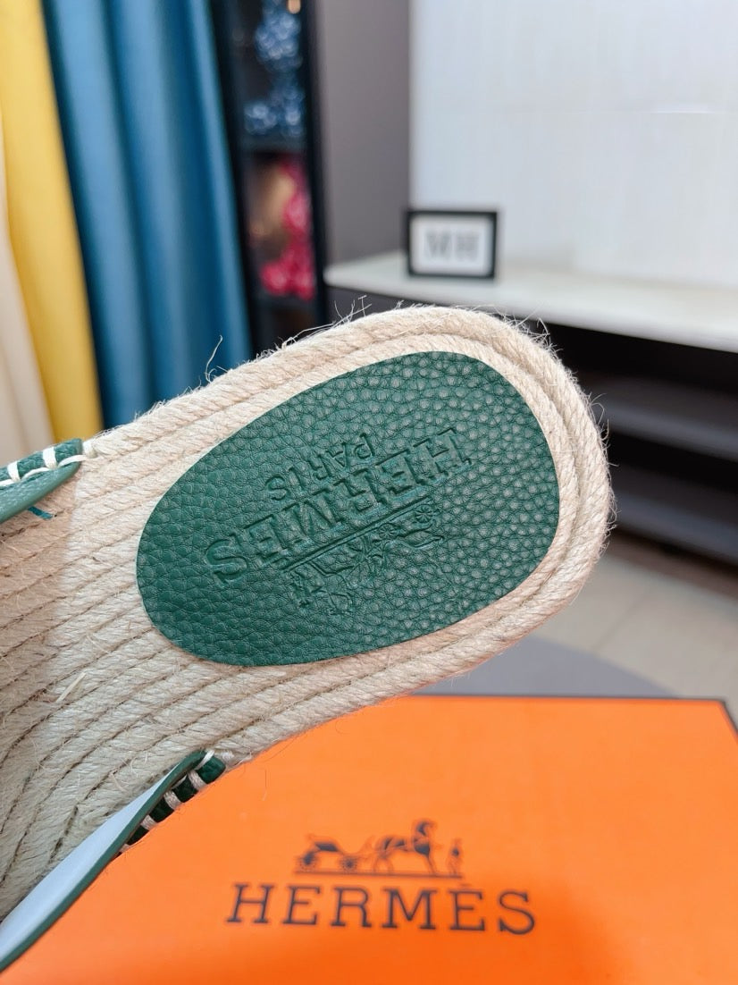 LuxluxHouse Best Quality Sandals Hermes
