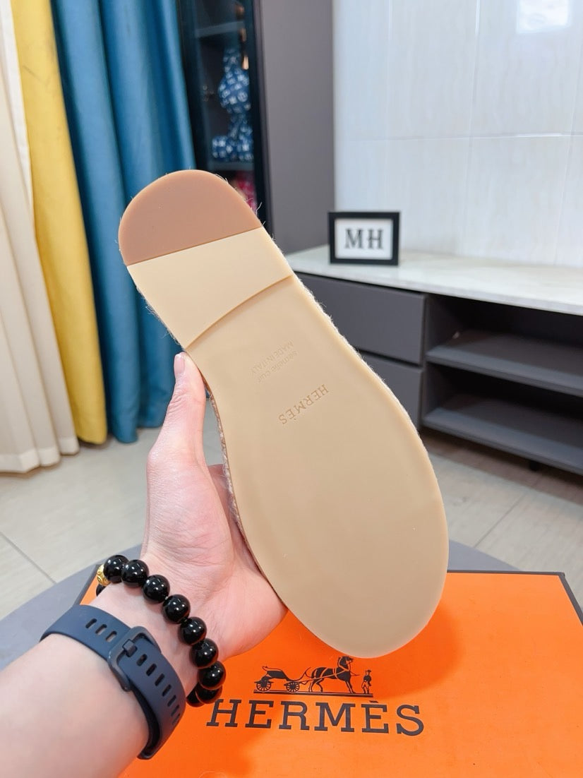 LuxluxHouse Best Quality Sandals Hermes