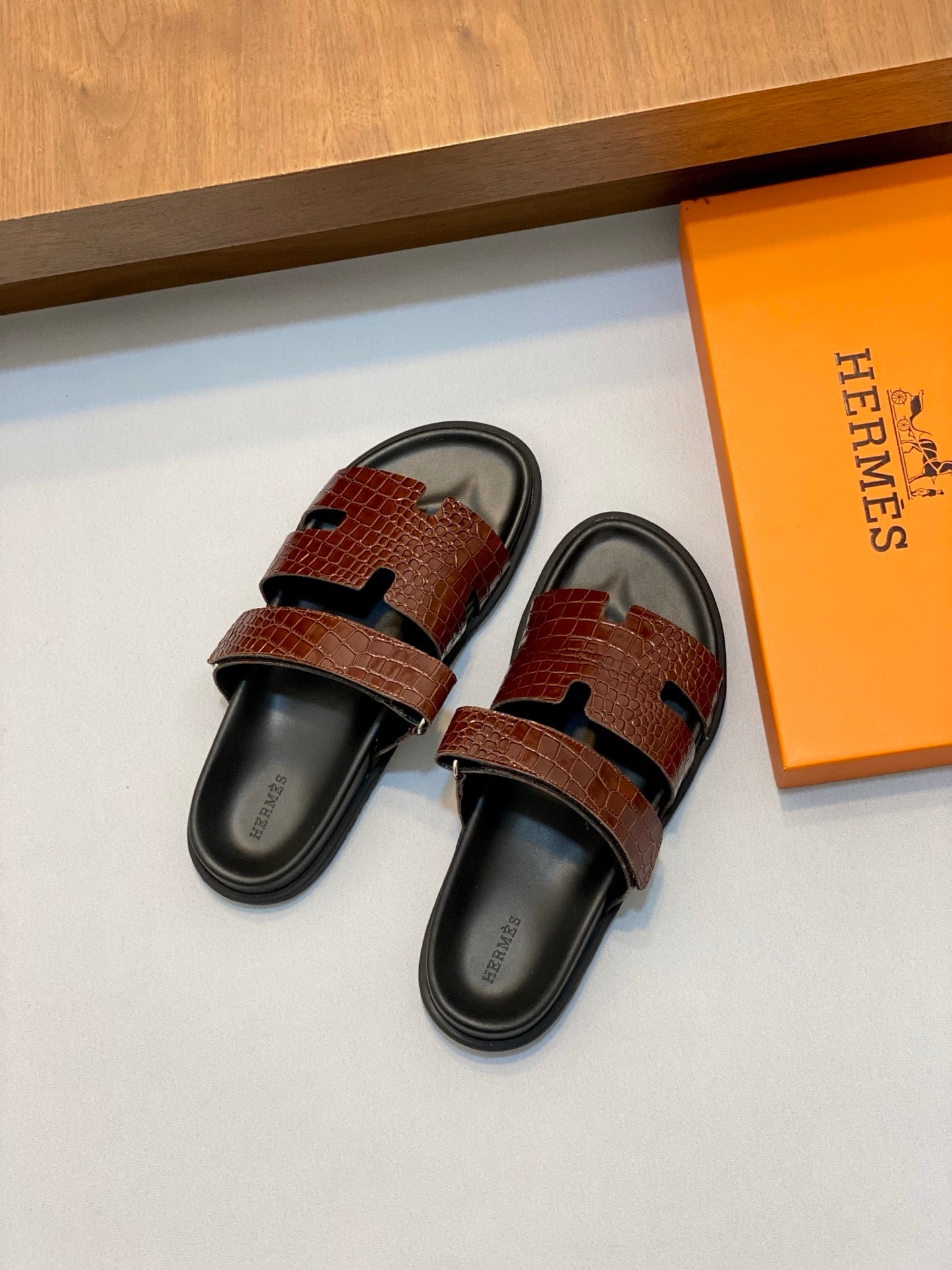 LuxluxHouse Best Quality Sandals Hermes